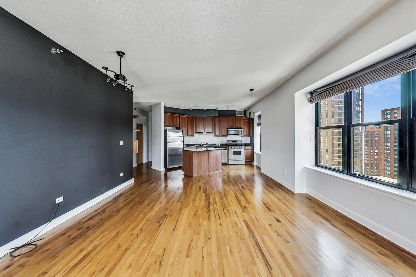 41 E 8th Street Unit: 1807