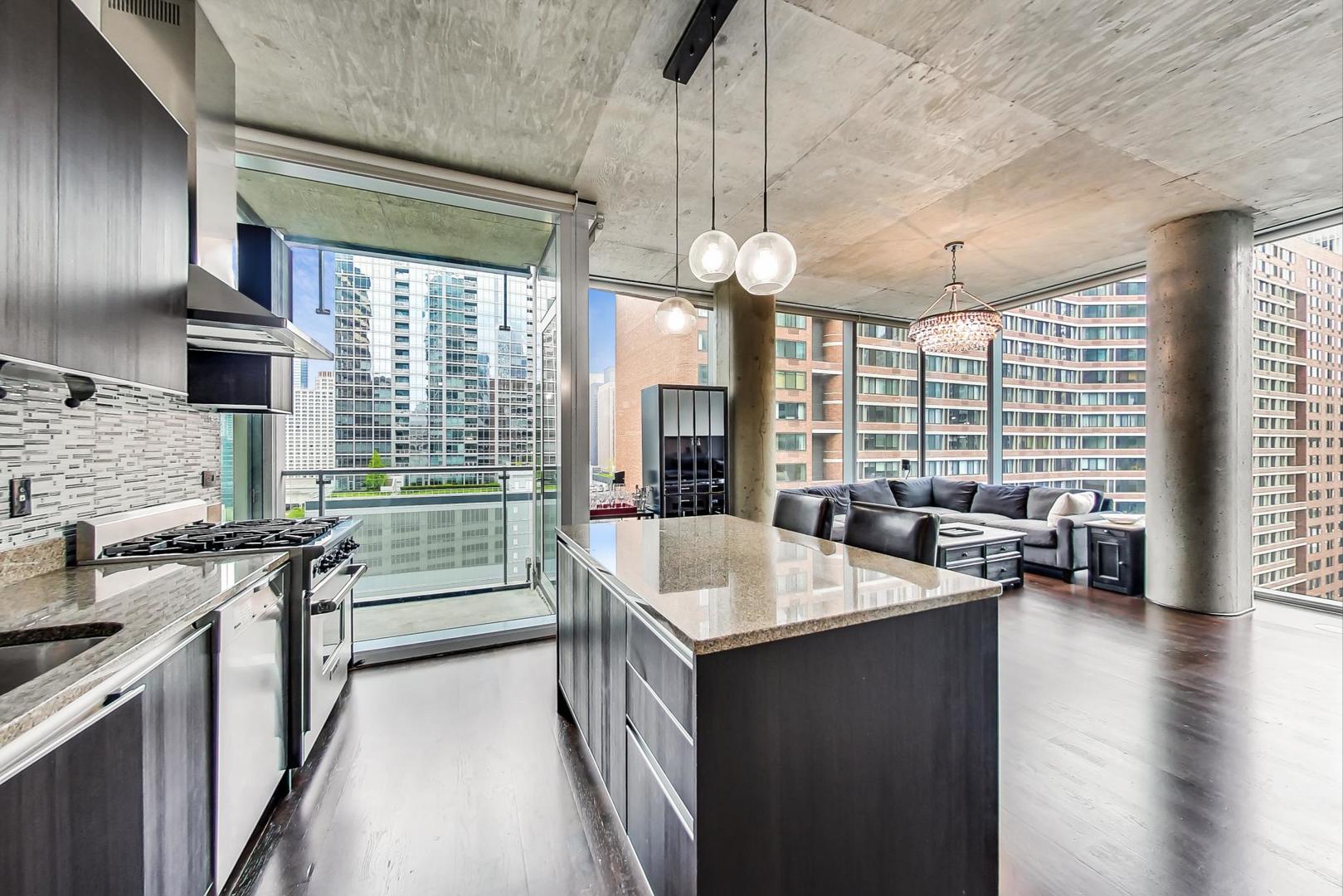 600 N Fairbanks Court Unit: 1607