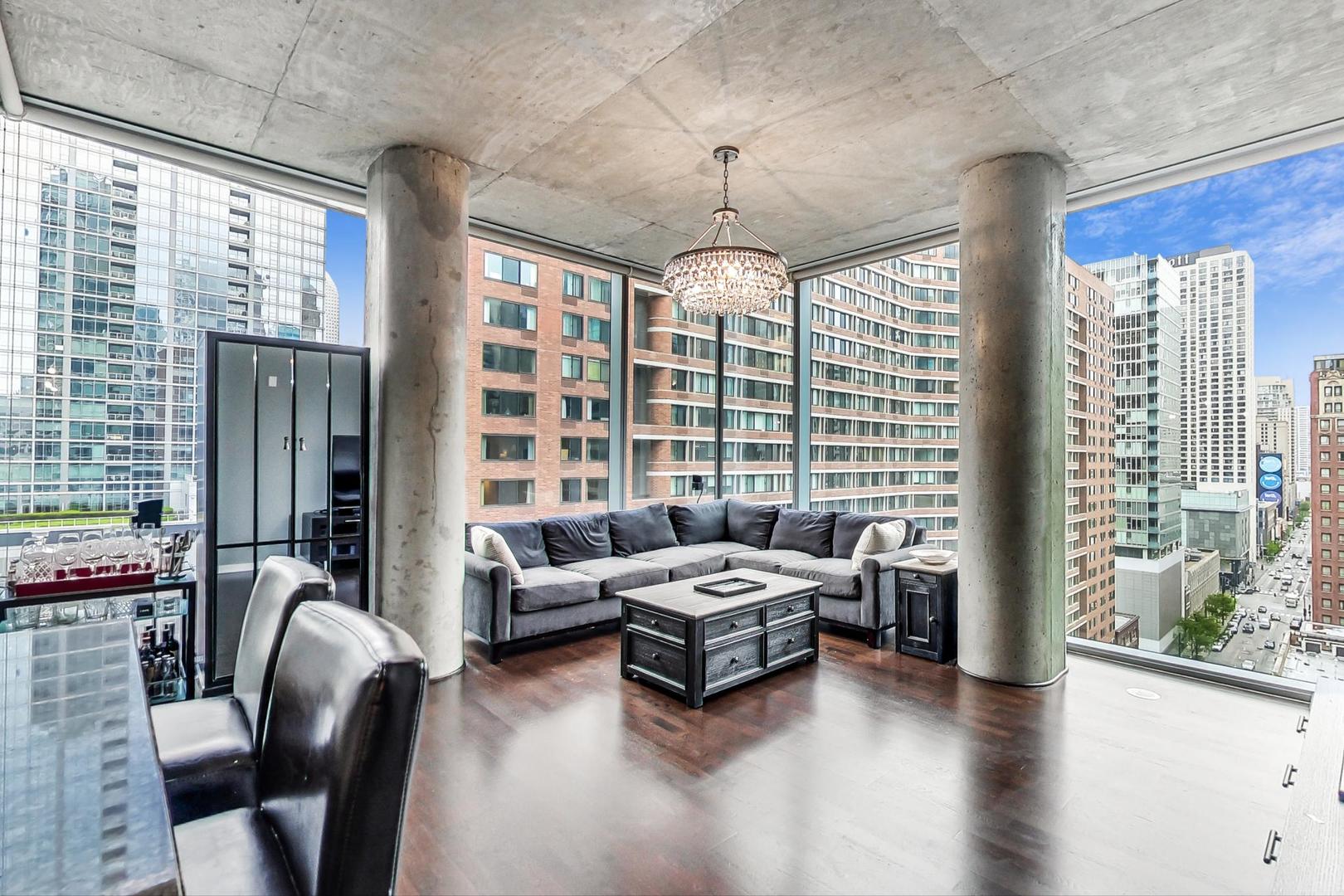 600 N Fairbanks Court Unit: 1607