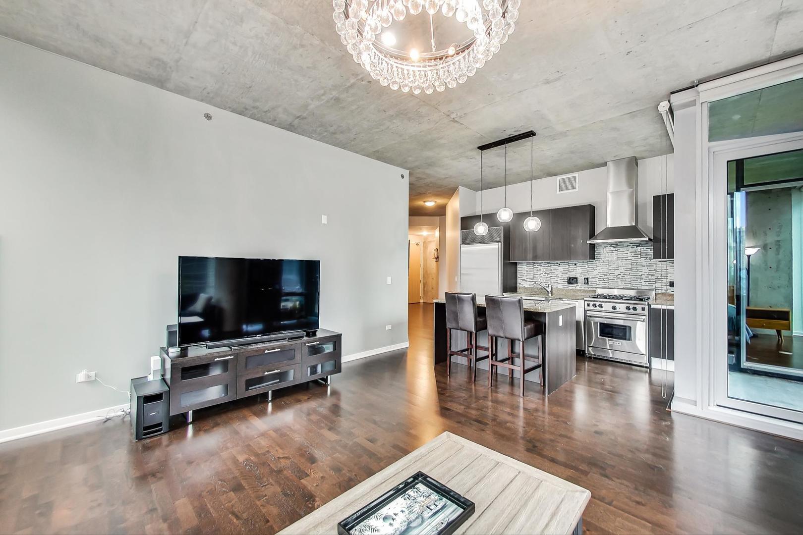 600 N Fairbanks Court Unit: 1607