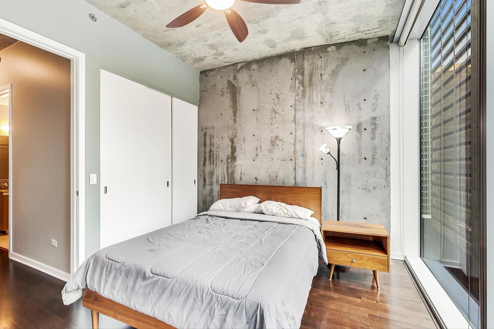 600 N Fairbanks Court Unit: 1607