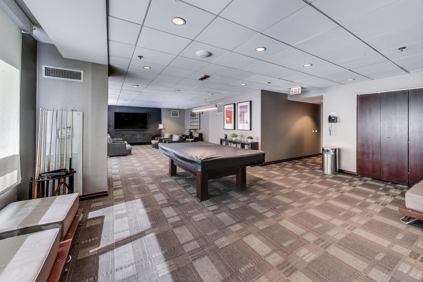 33 W Ontario Street Unit: 46C