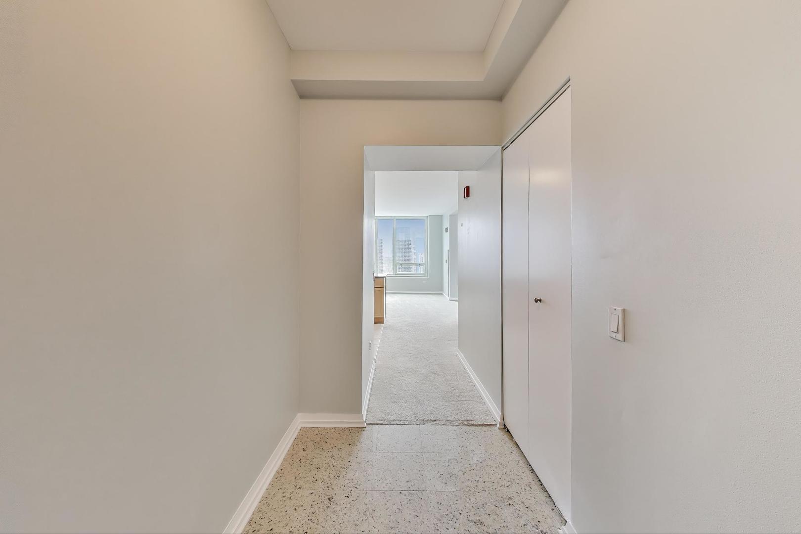 33 W Ontario Street Unit: 46C