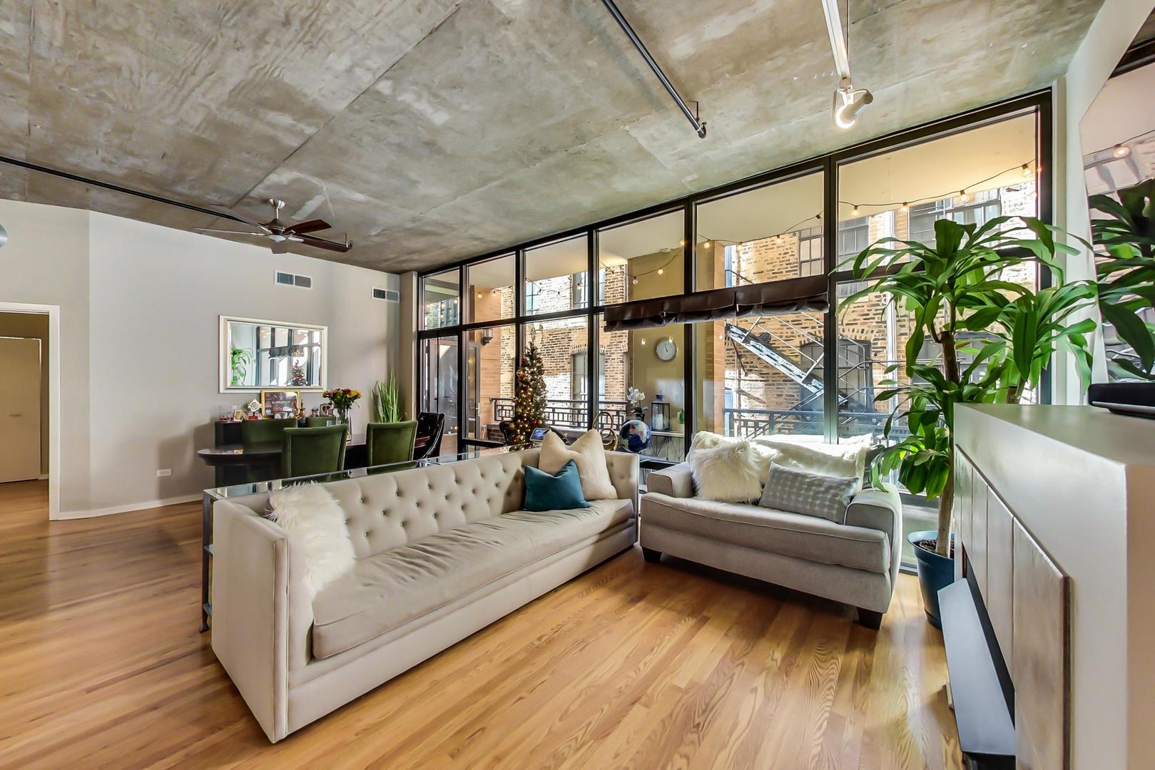 520 S STATE Street Unit: 616