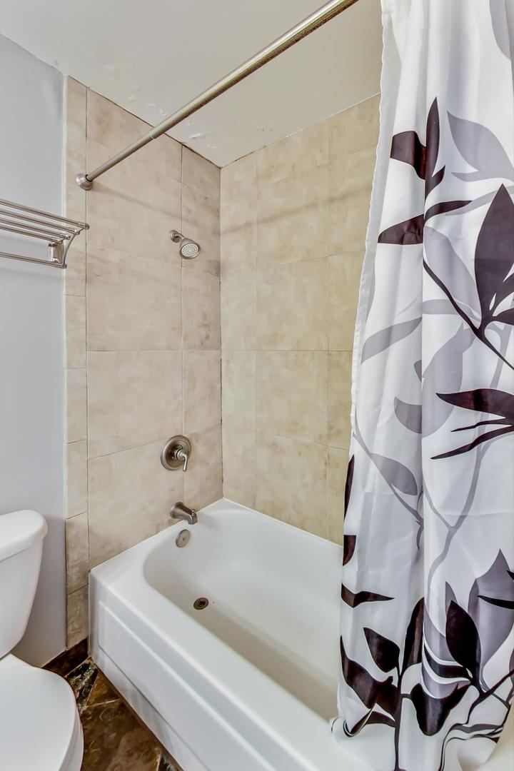 474 N LAKE SHORE Drive Unit: 4609