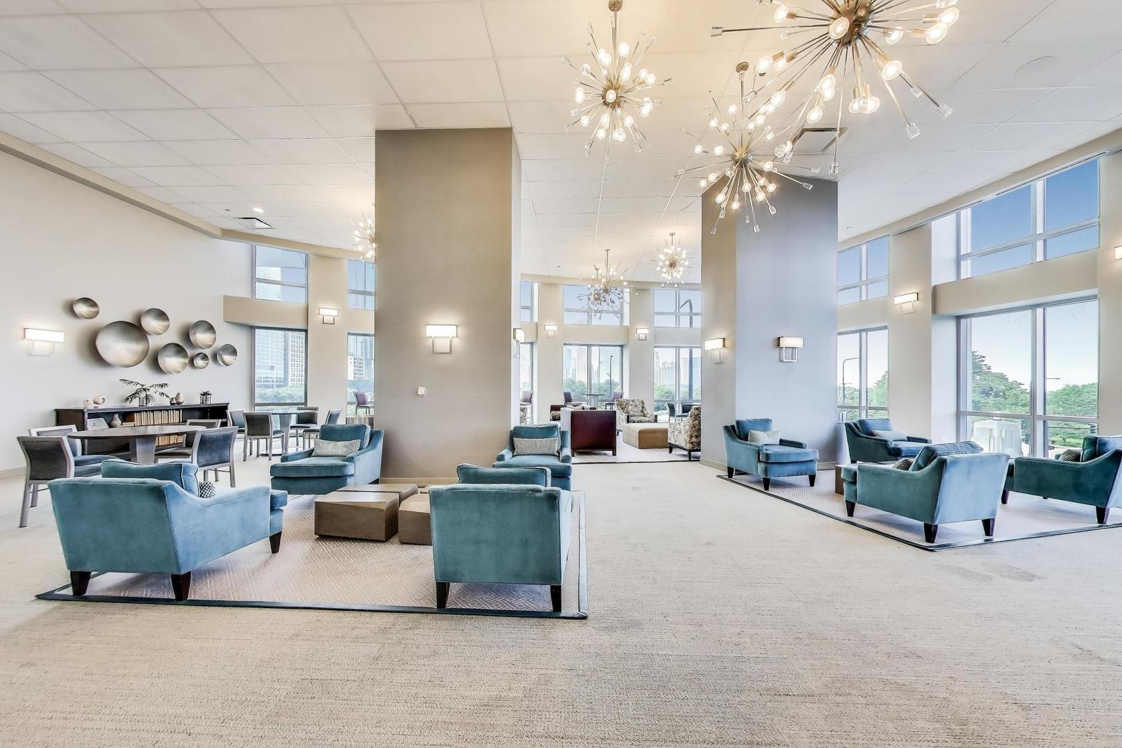 1211 S Prairie Avenue Unit: 2003