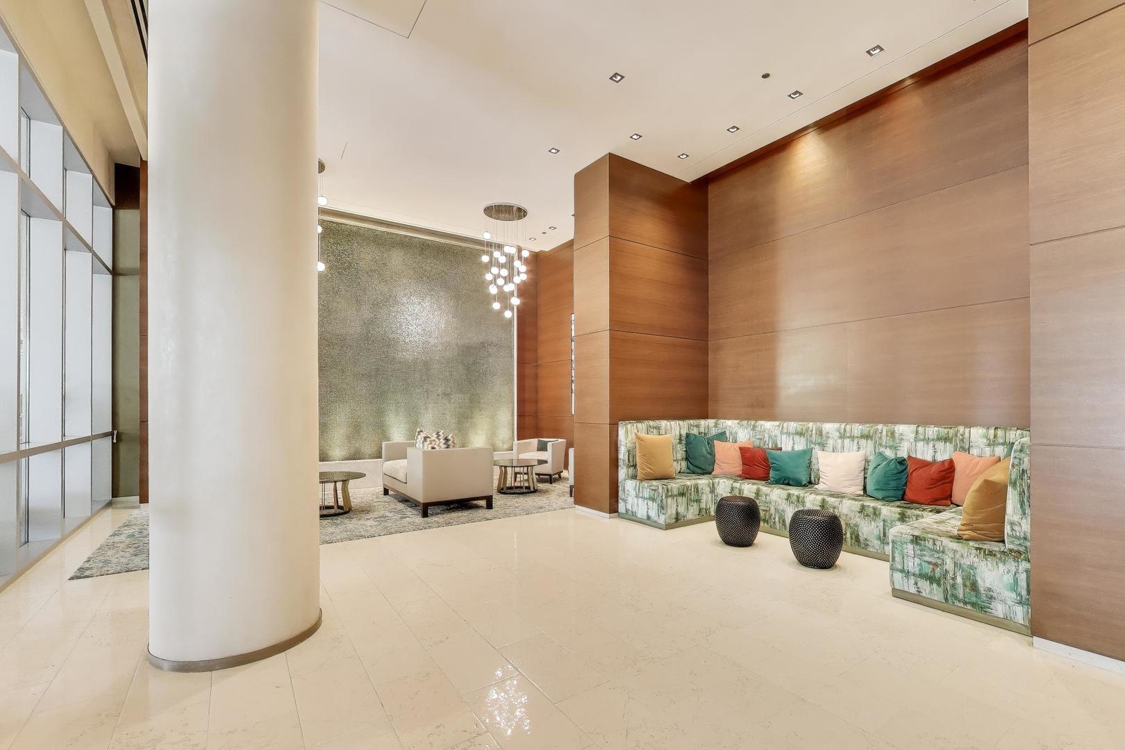 1211 S Prairie Avenue Unit: 2003