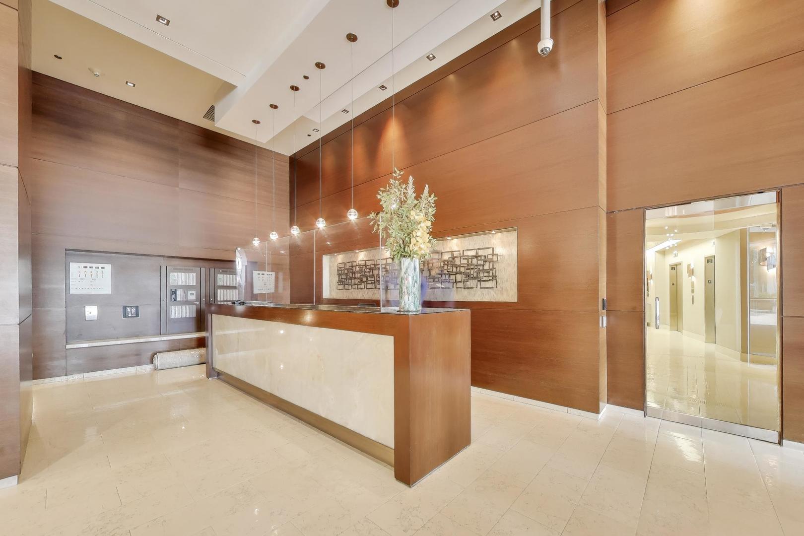 1211 S Prairie Avenue Unit: 2003