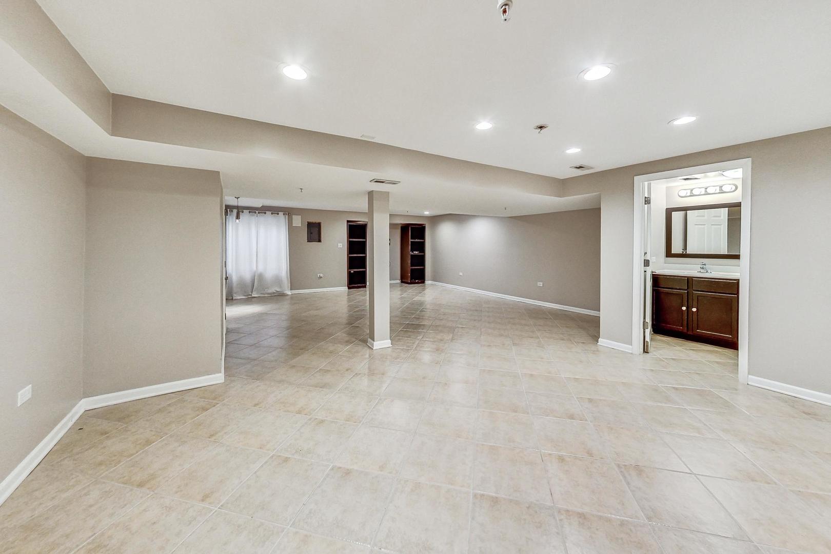 1686 Buckingham Drive
