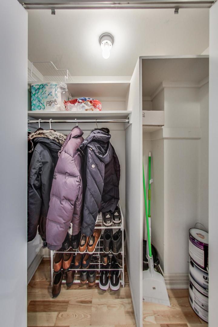 2300 N Commonwealth Avenue Unit: 2C