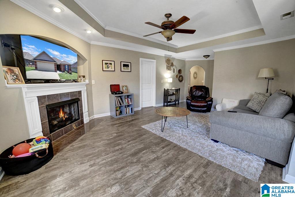 108 COTTAGE LANE