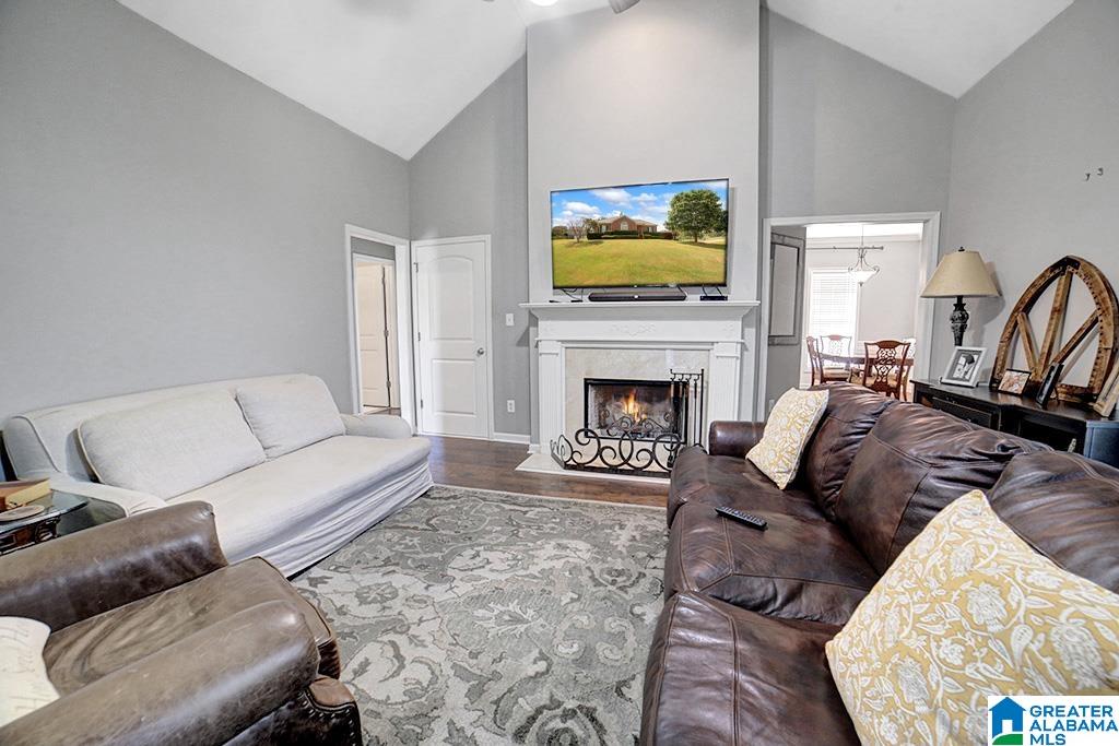 802 BEVERLY DRIVE
