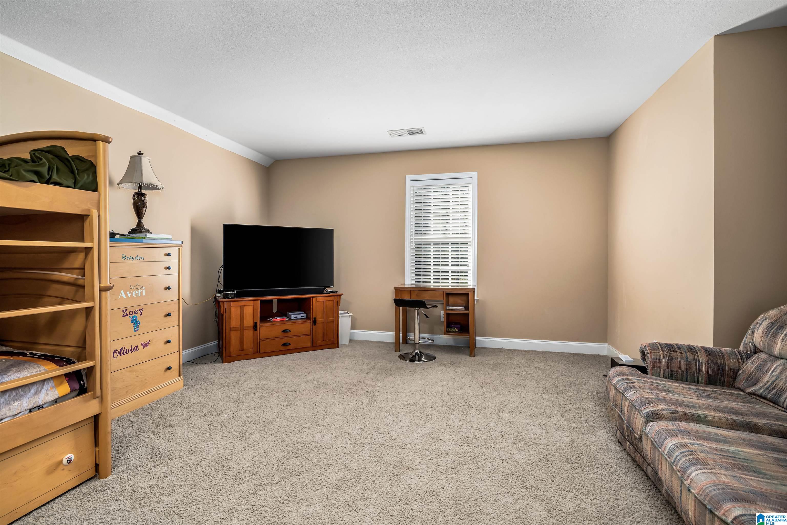 208 GRAND WAY
