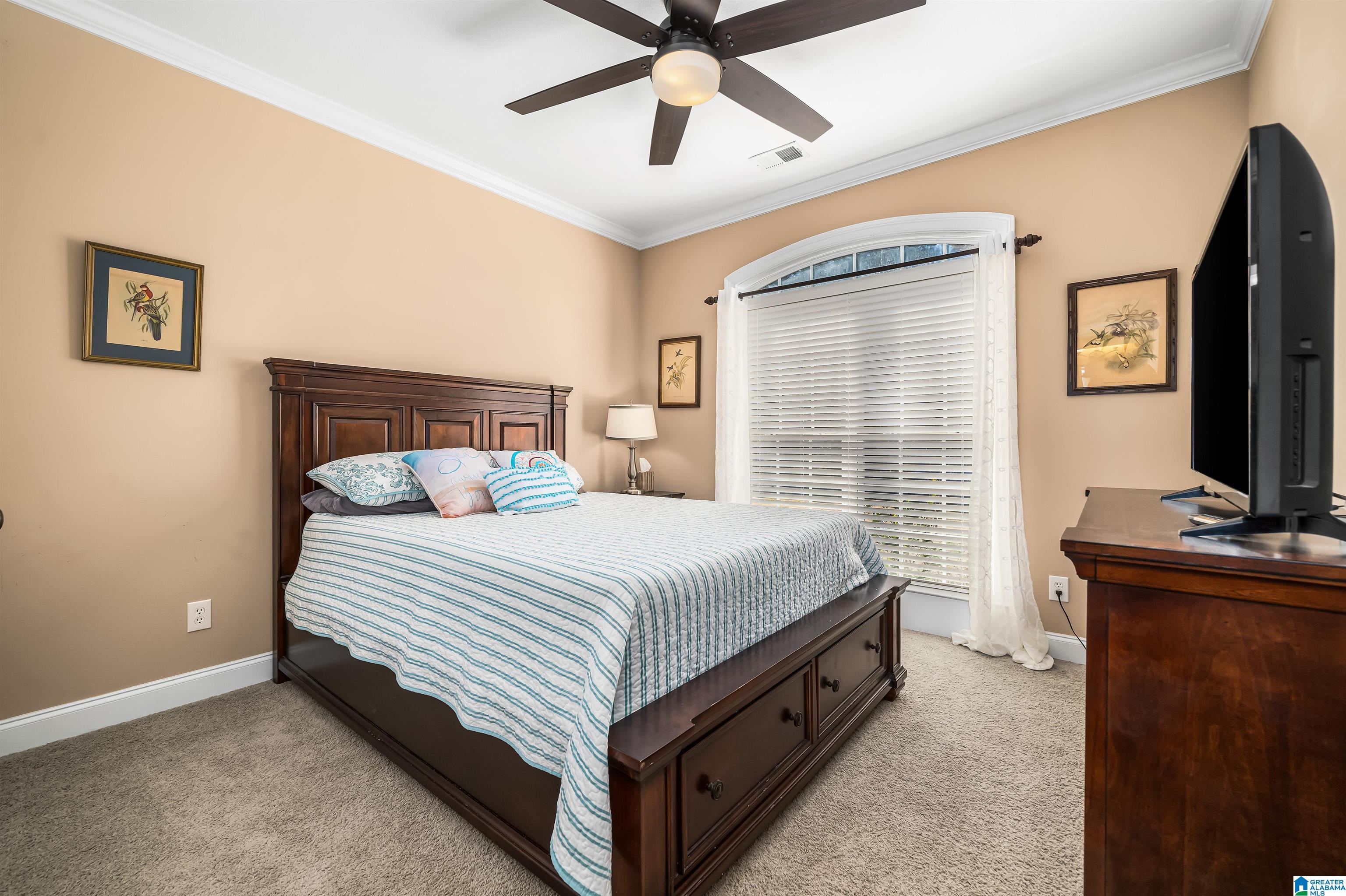 208 GRAND WAY