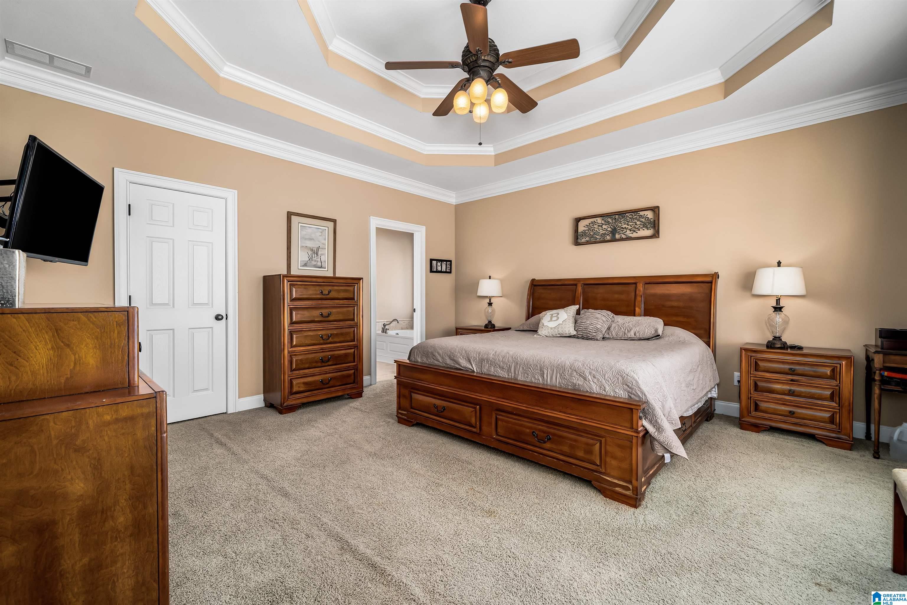 208 GRAND WAY