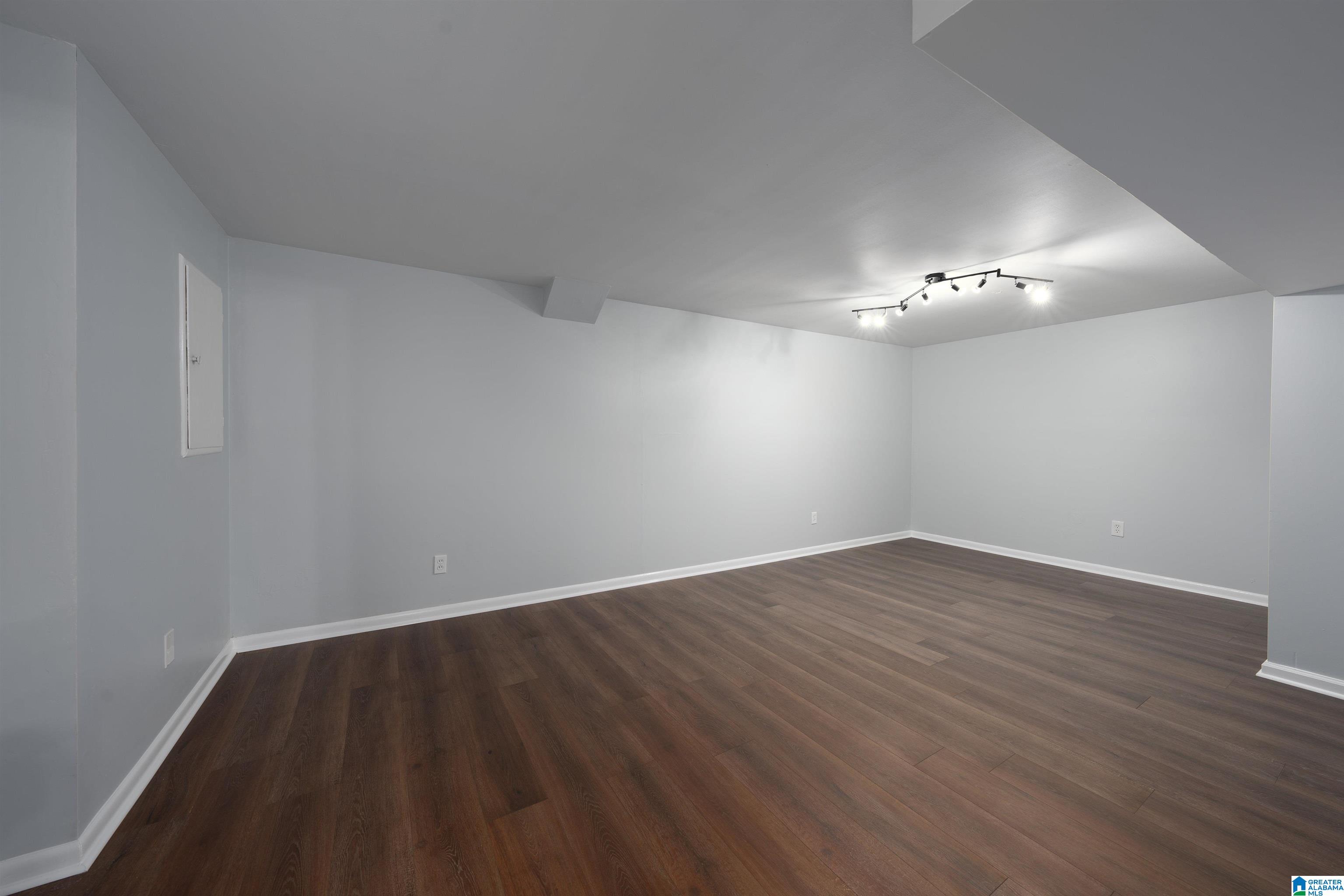 837 HAGWOOD ROAD