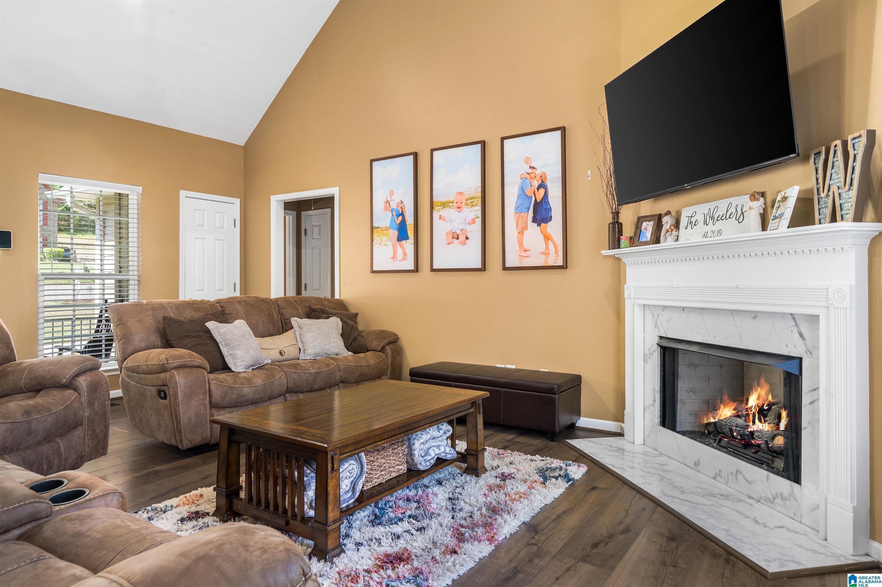 2067 HICKORY LANE