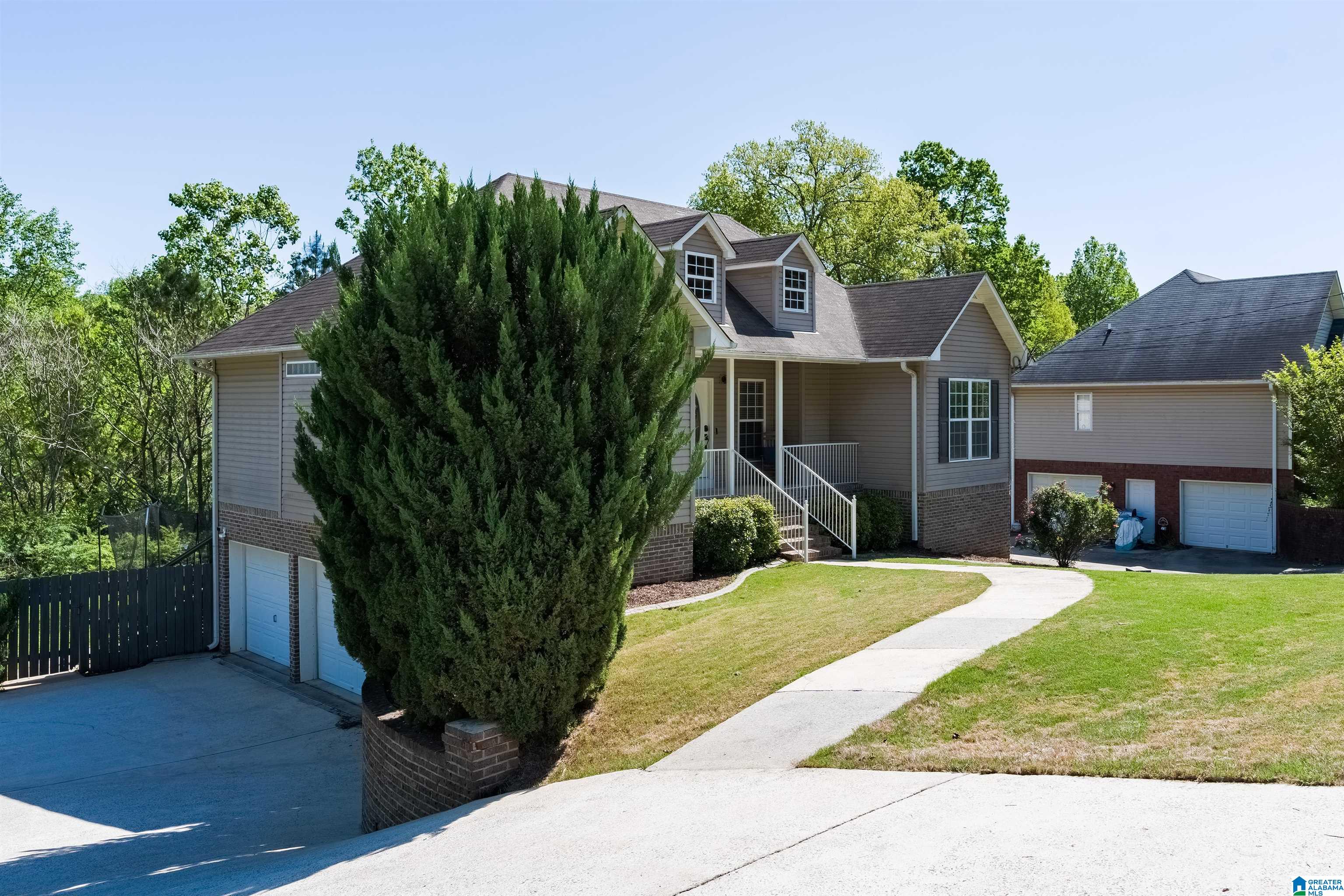 2067 HICKORY LANE