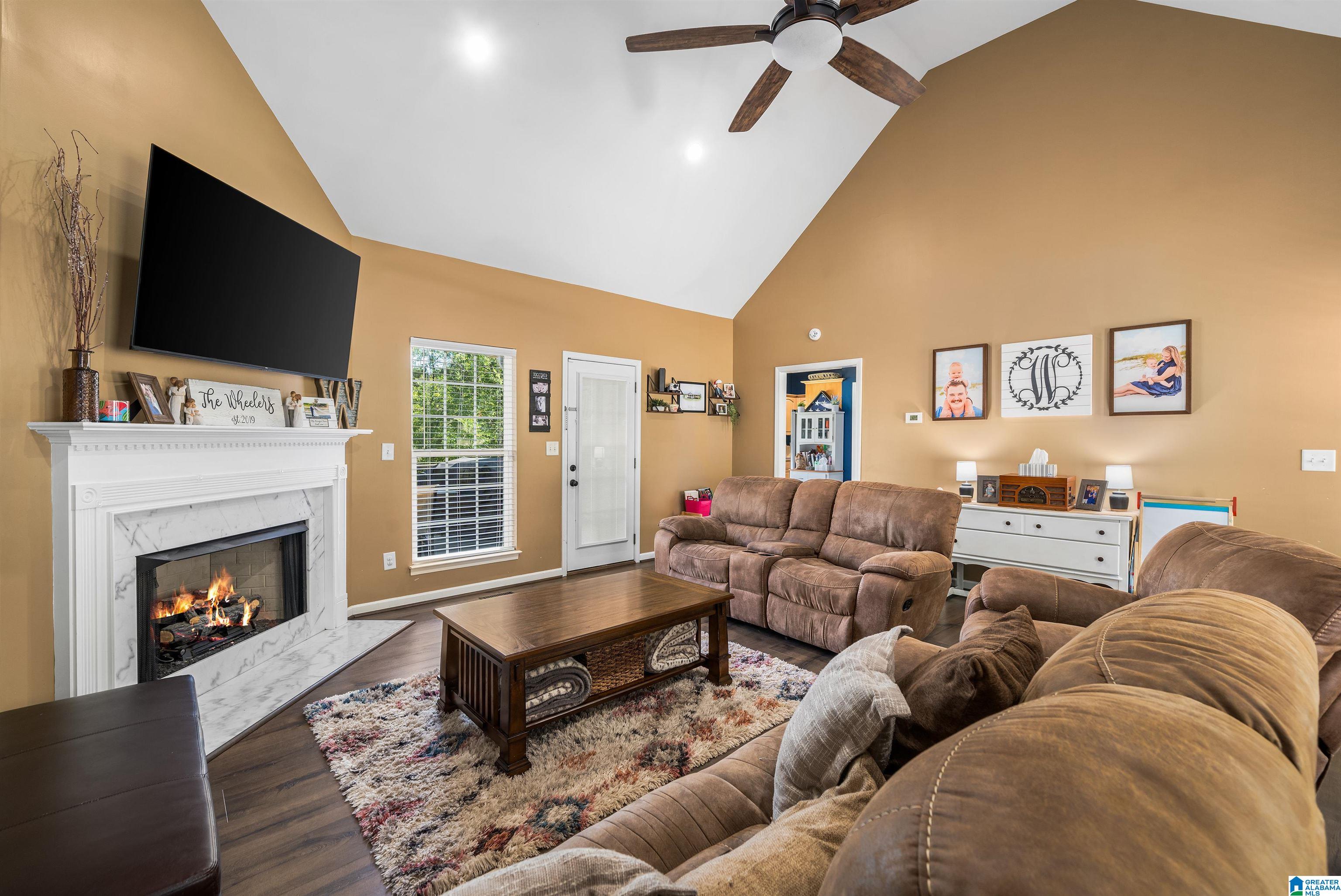 2067 HICKORY LANE