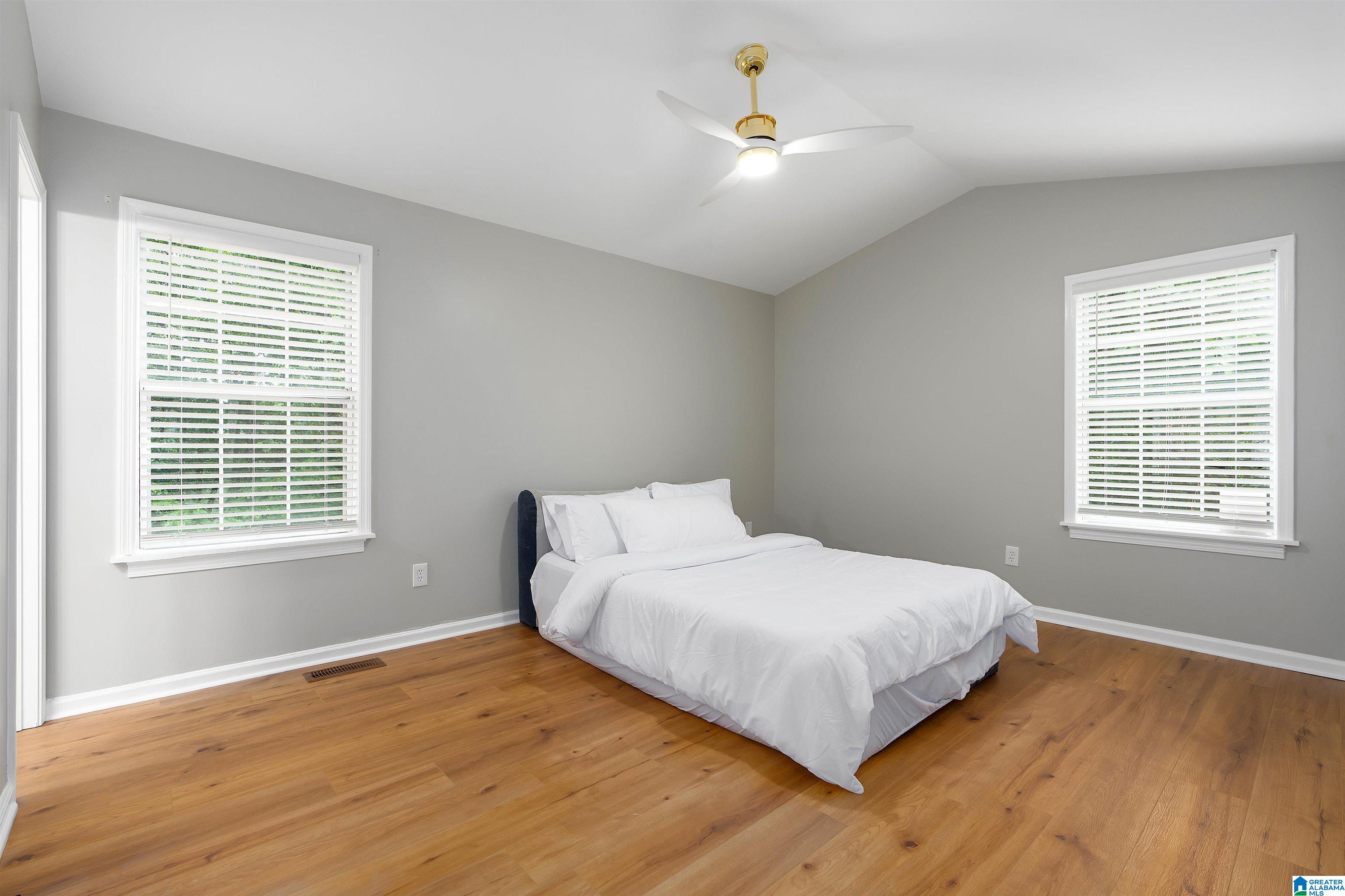 2315 SPENCER LANE