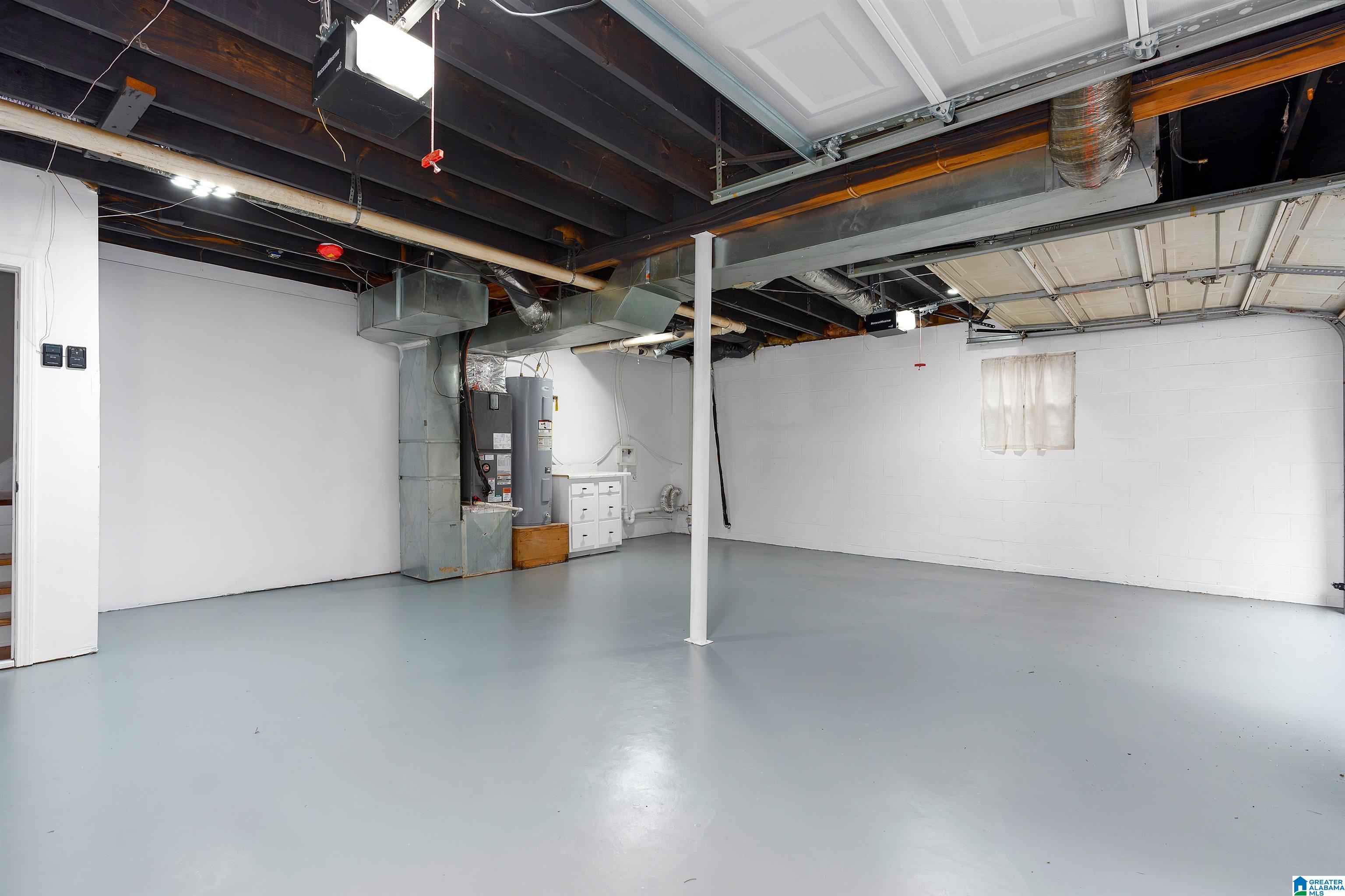 2315 SPENCER LANE