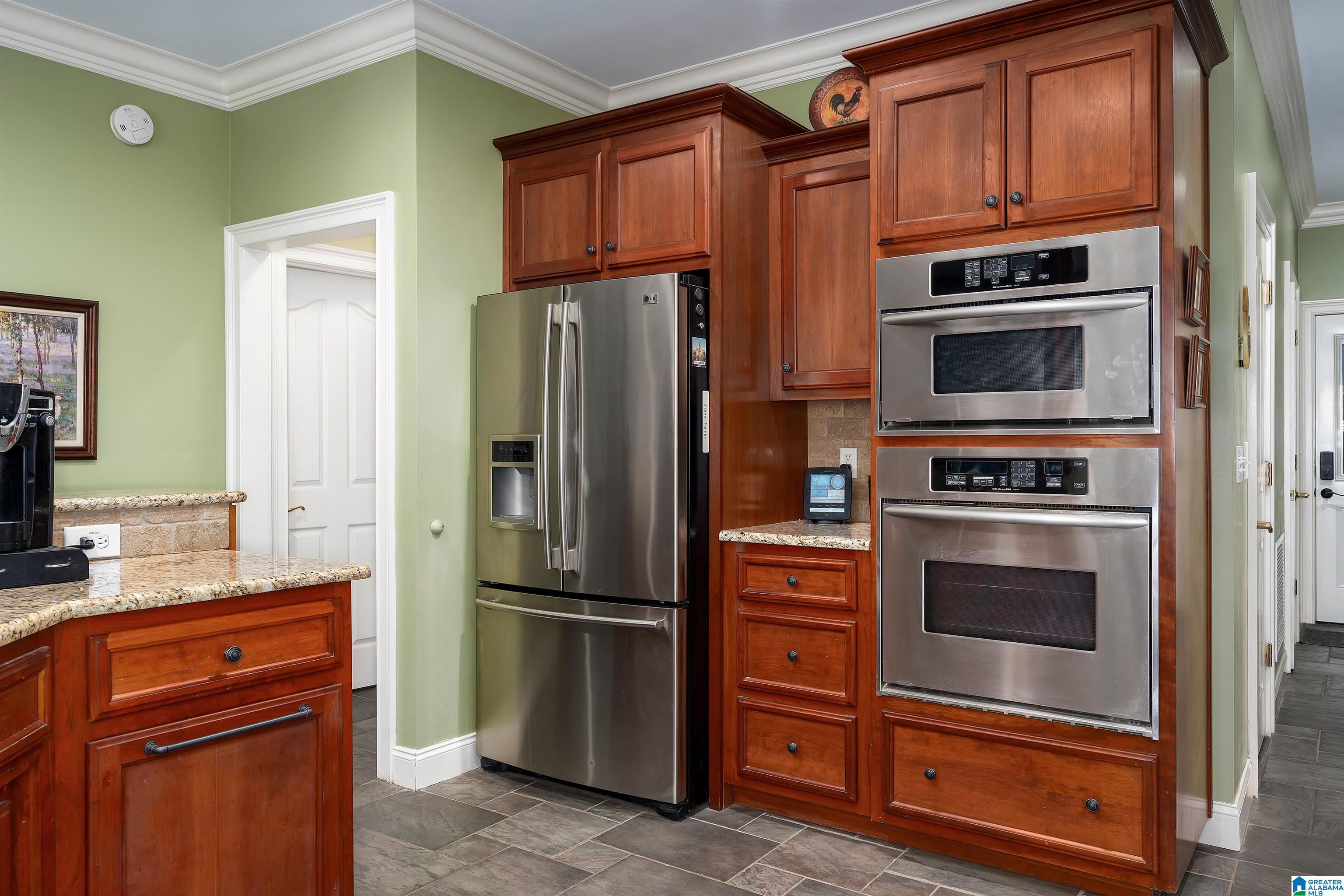7258 CROWN RIDGE DRIVE