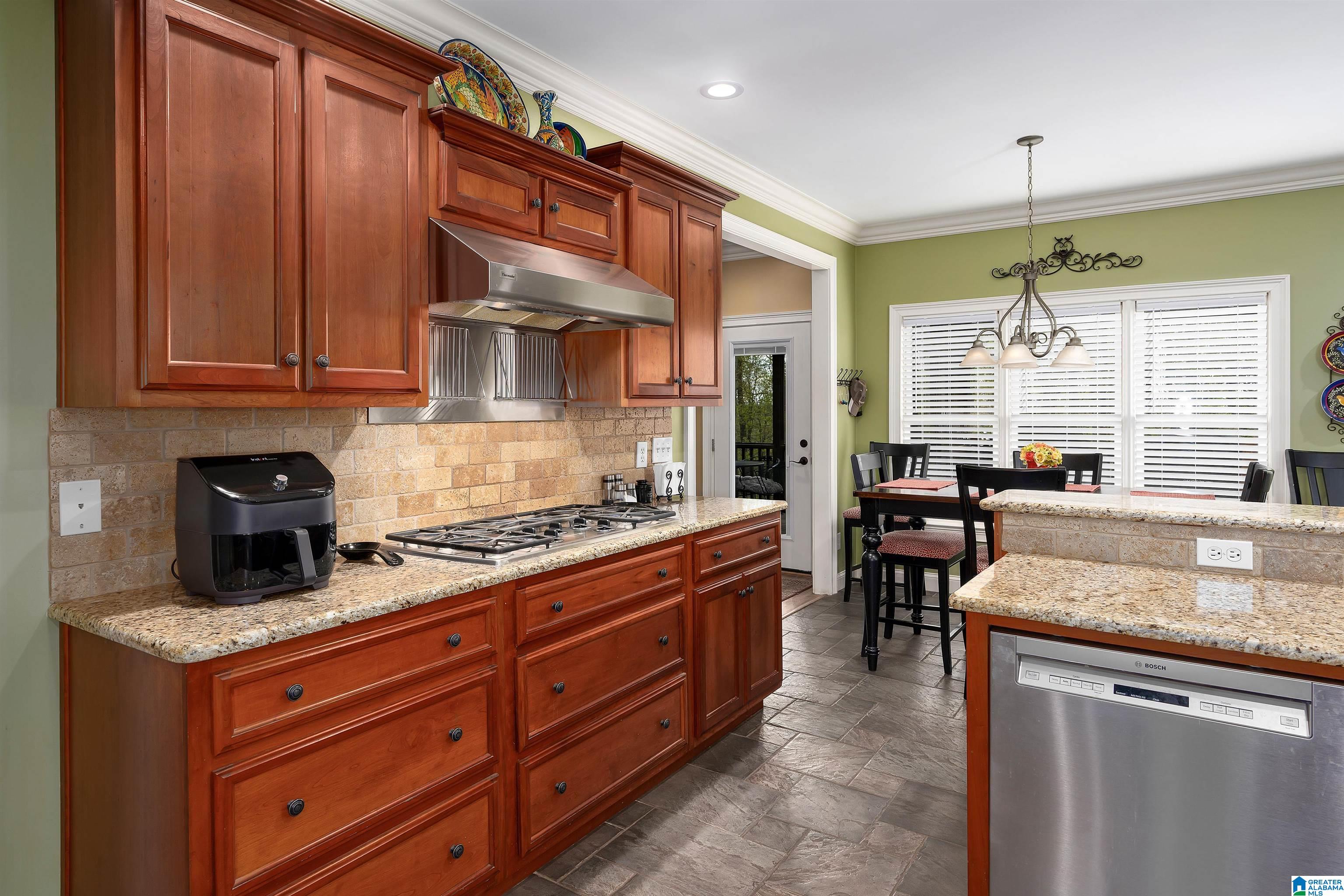7258 CROWN RIDGE DRIVE