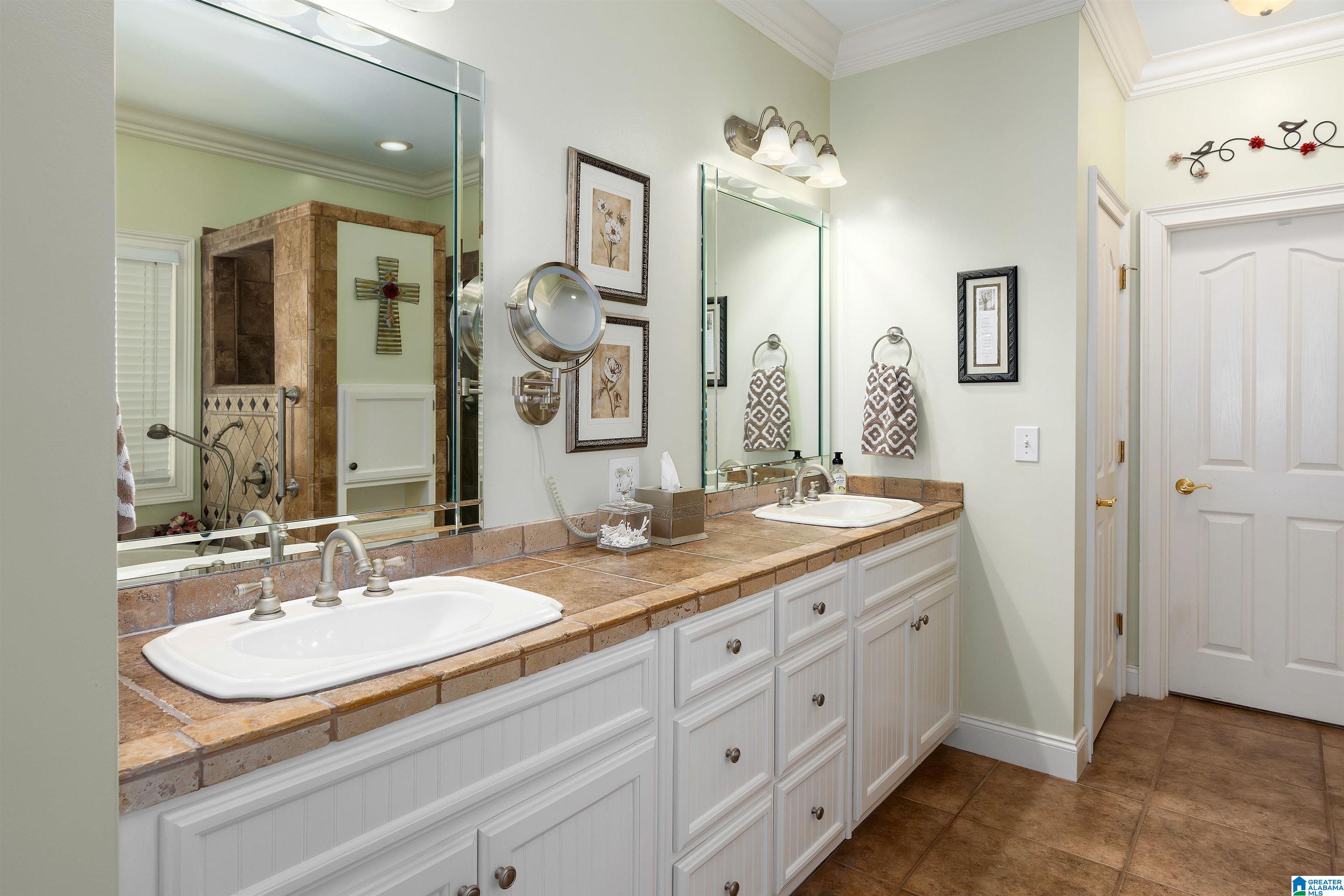 7258 CROWN RIDGE DRIVE