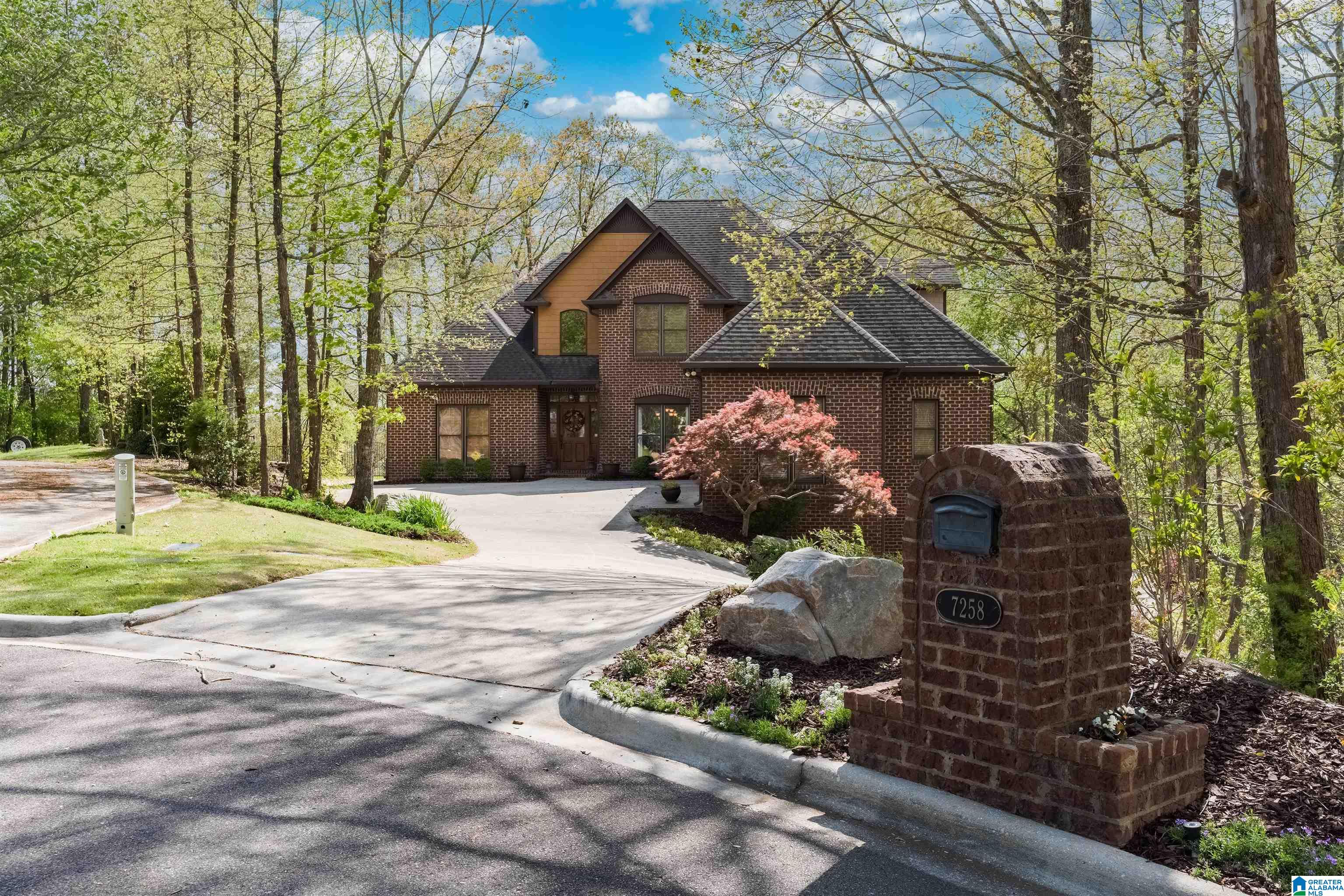 7258 CROWN RIDGE DRIVE