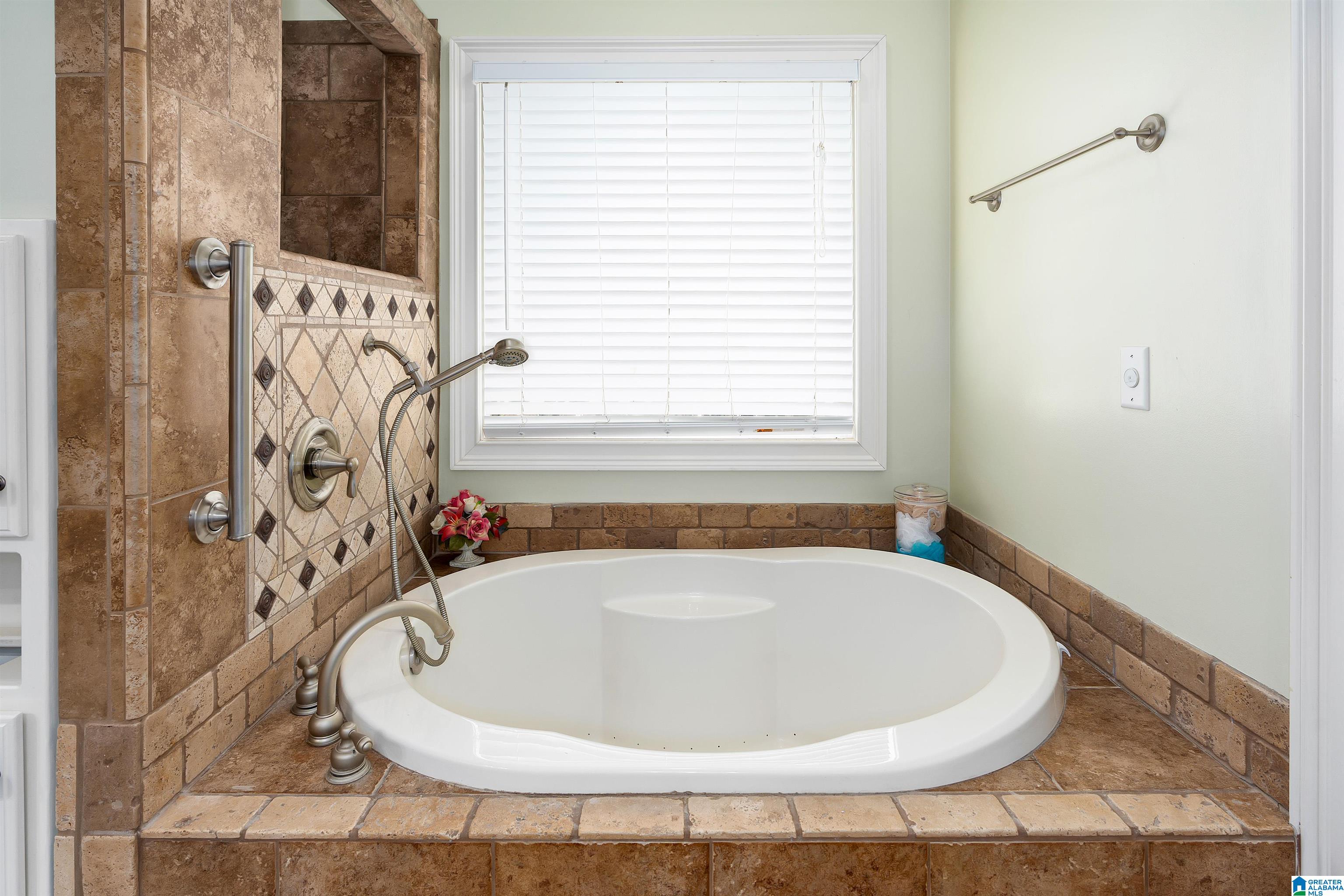 7258 CROWN RIDGE DRIVE