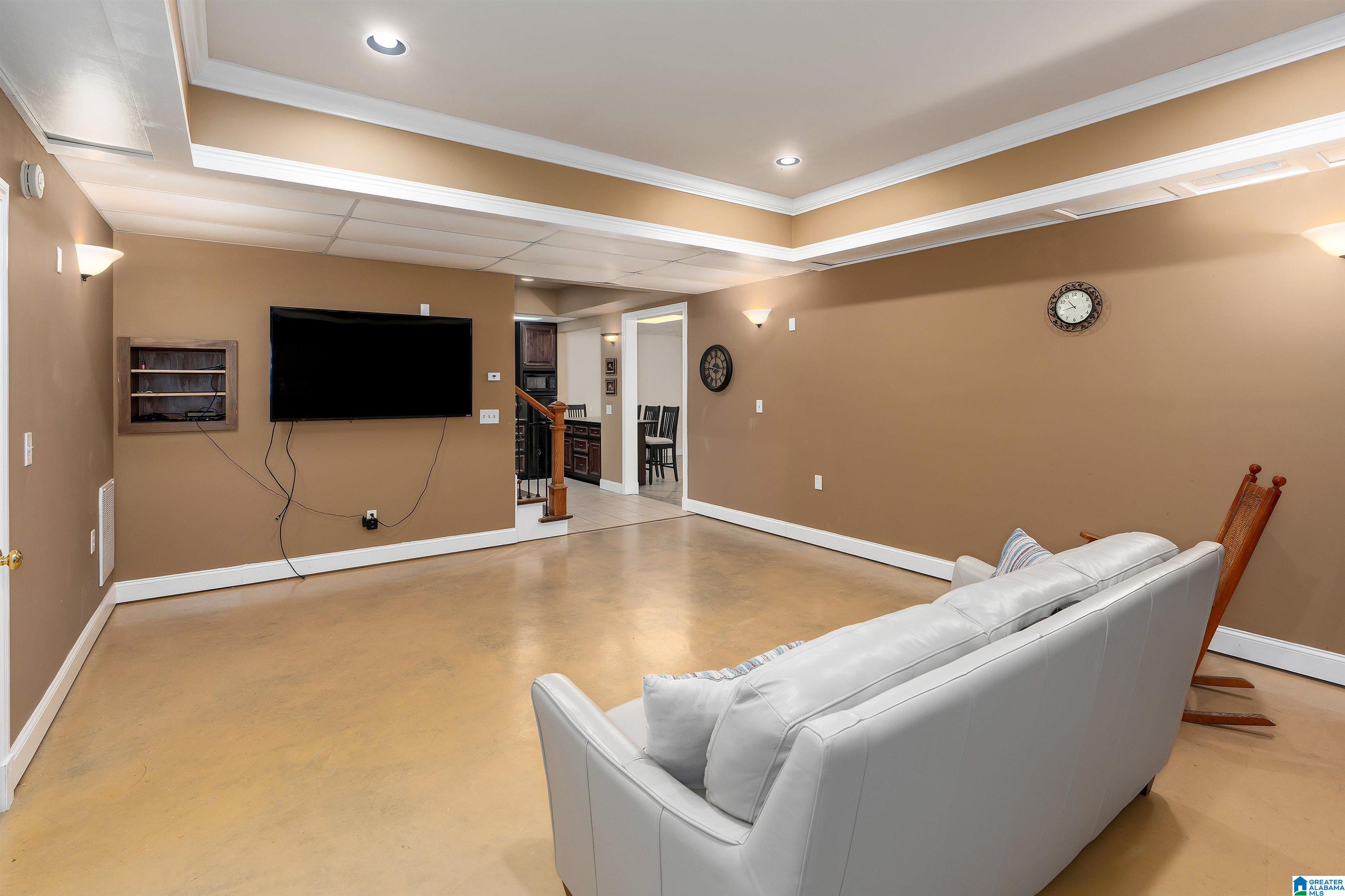 7258 CROWN RIDGE DRIVE