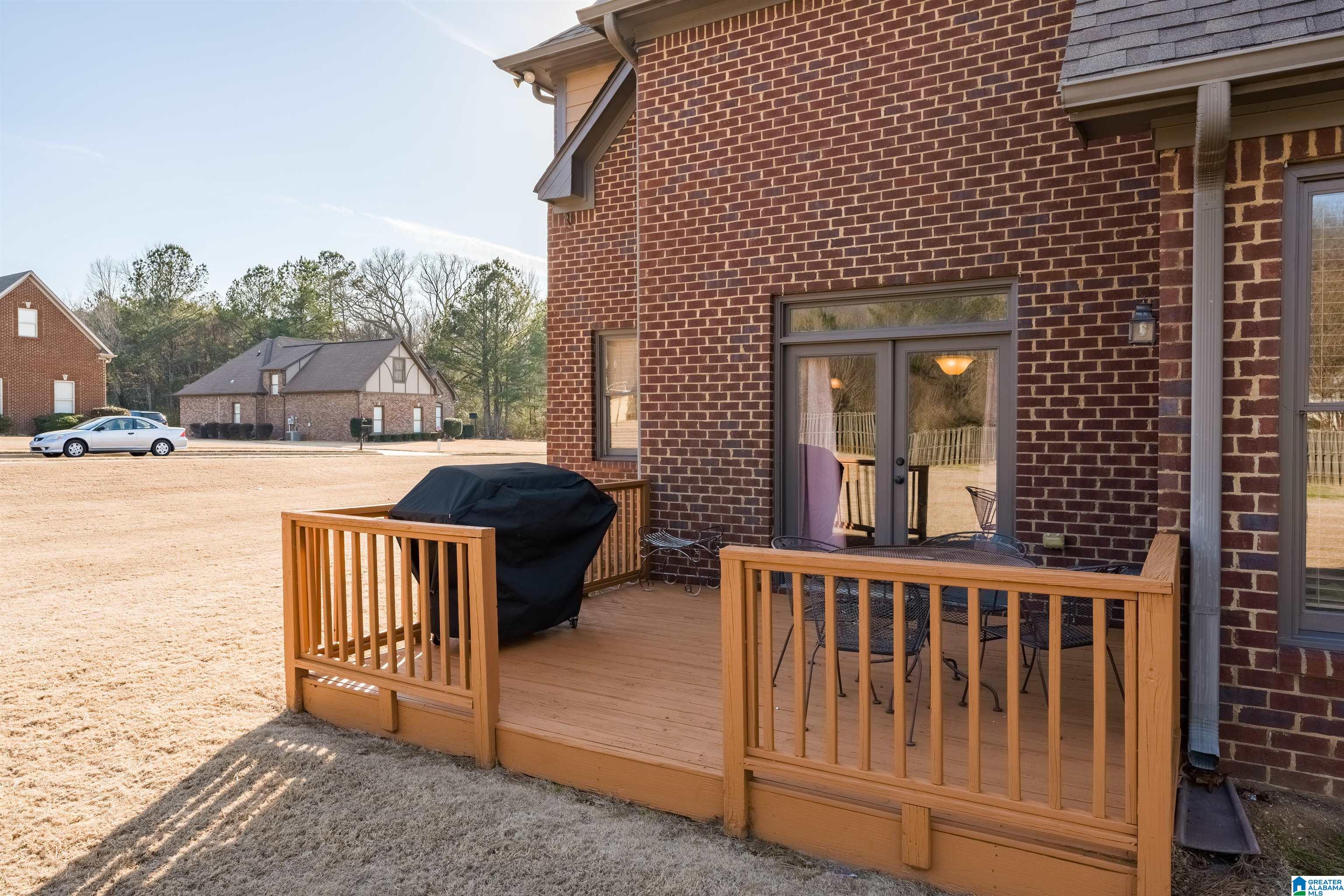 8049 LIZMORE LANE