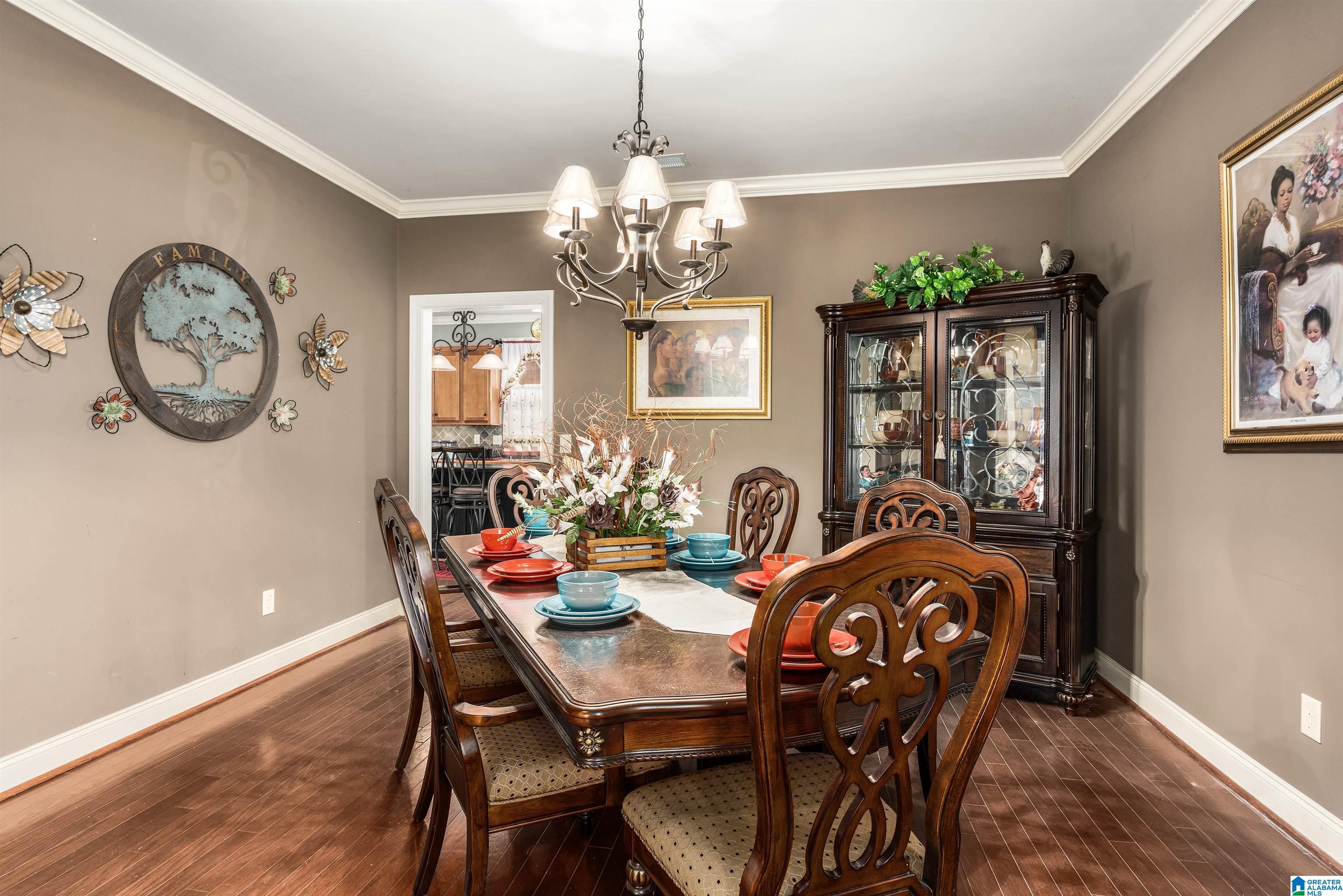 8049 LIZMORE LANE