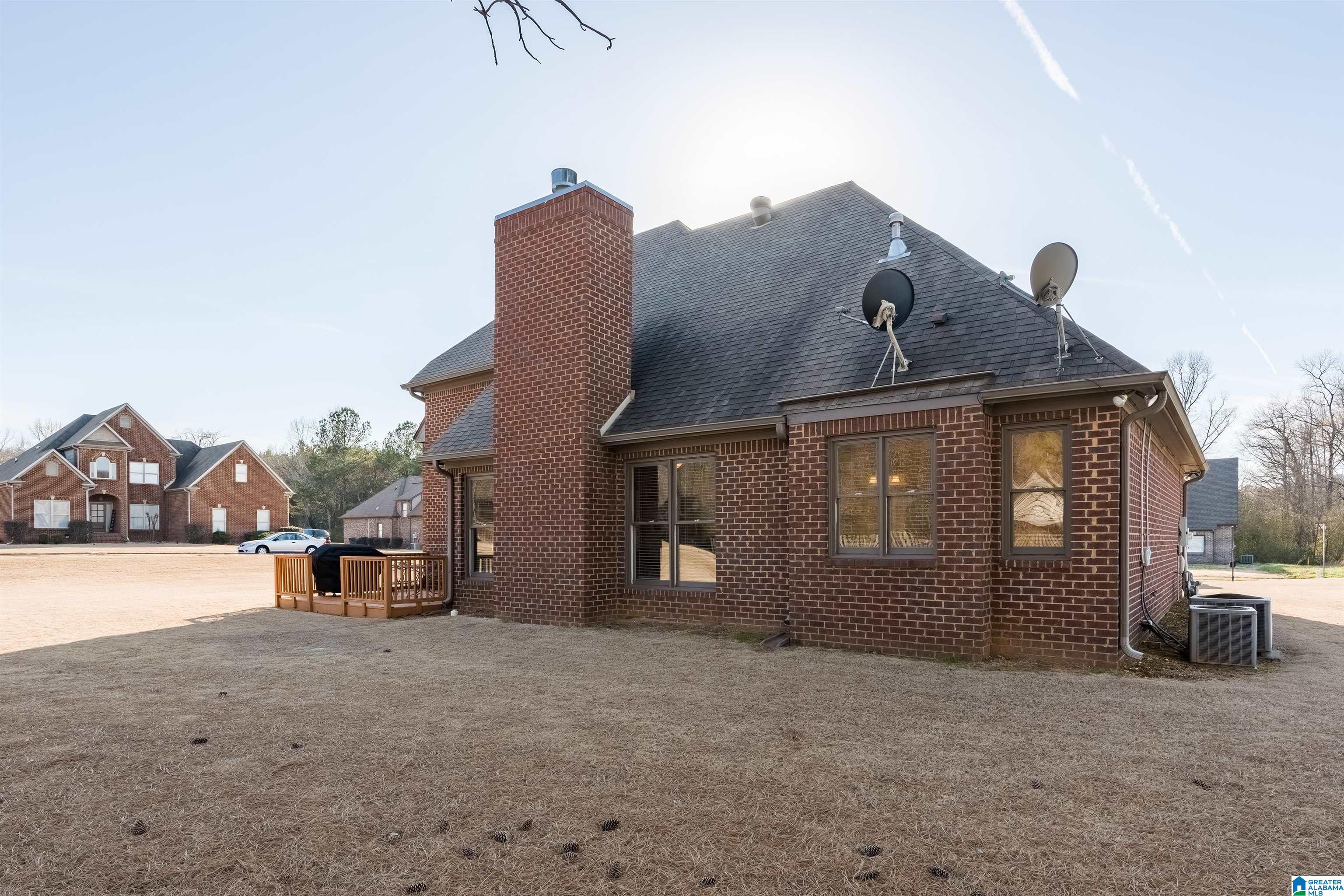 8049 LIZMORE LANE