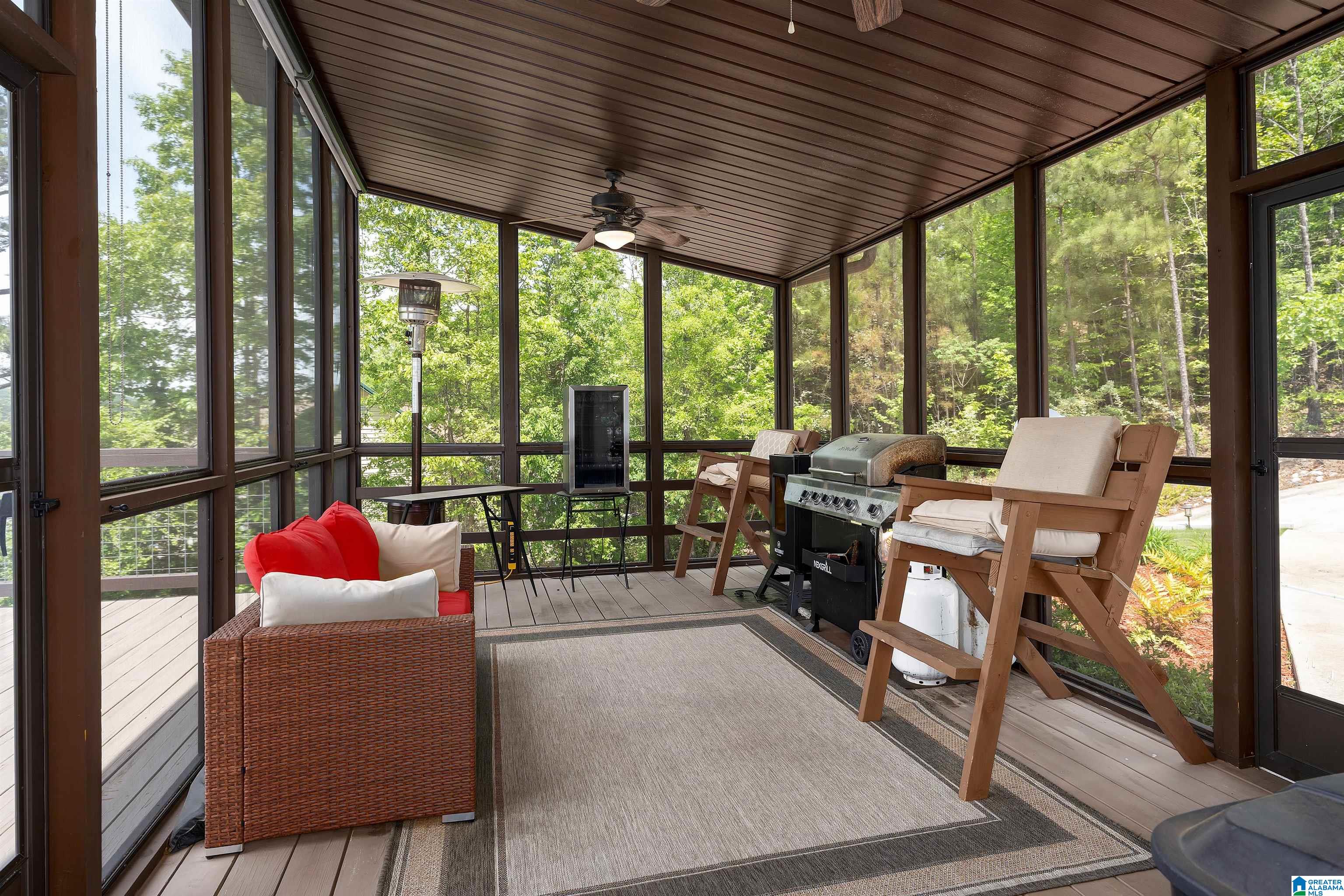 244 LAKESIDE LANE