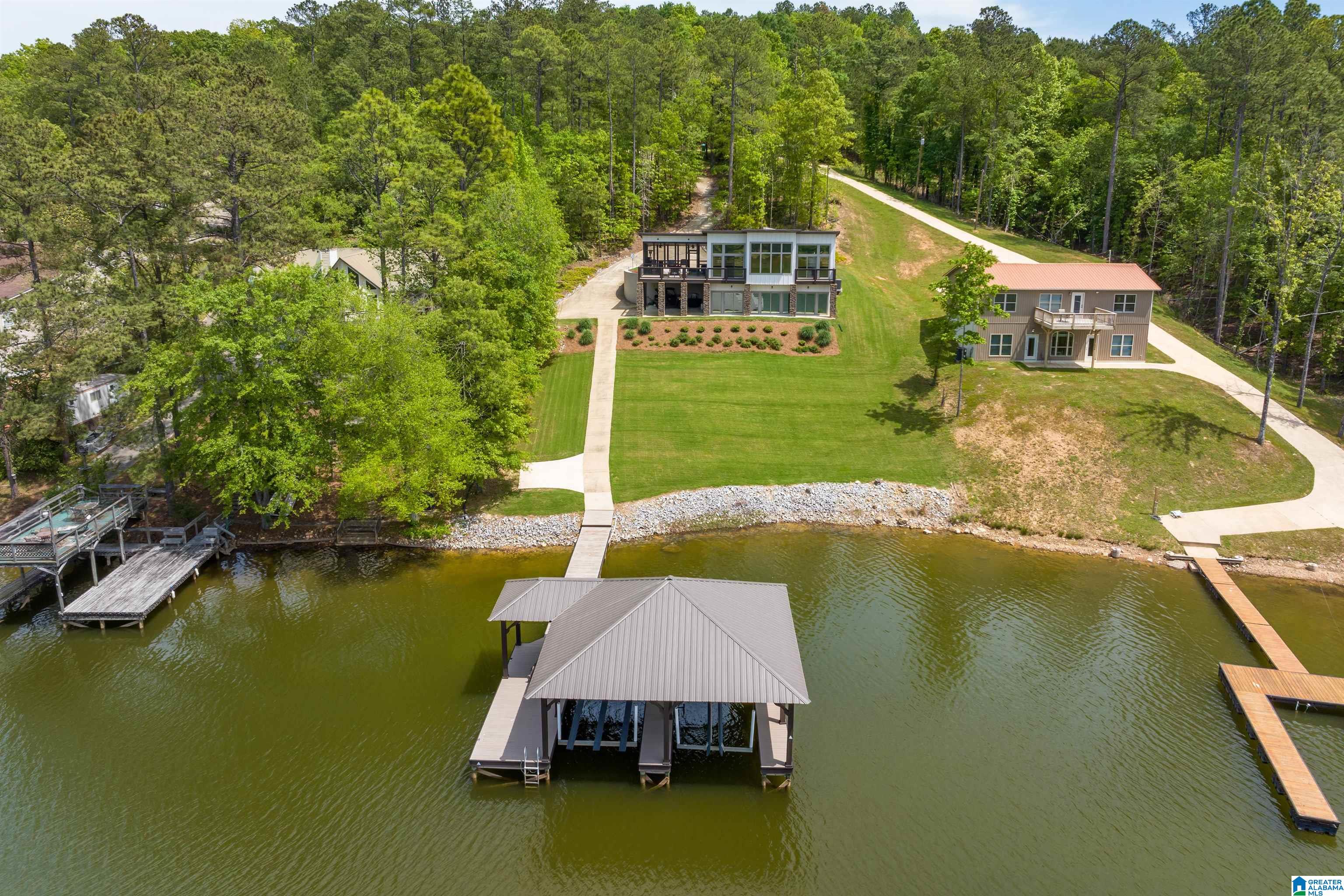 244 LAKESIDE LANE