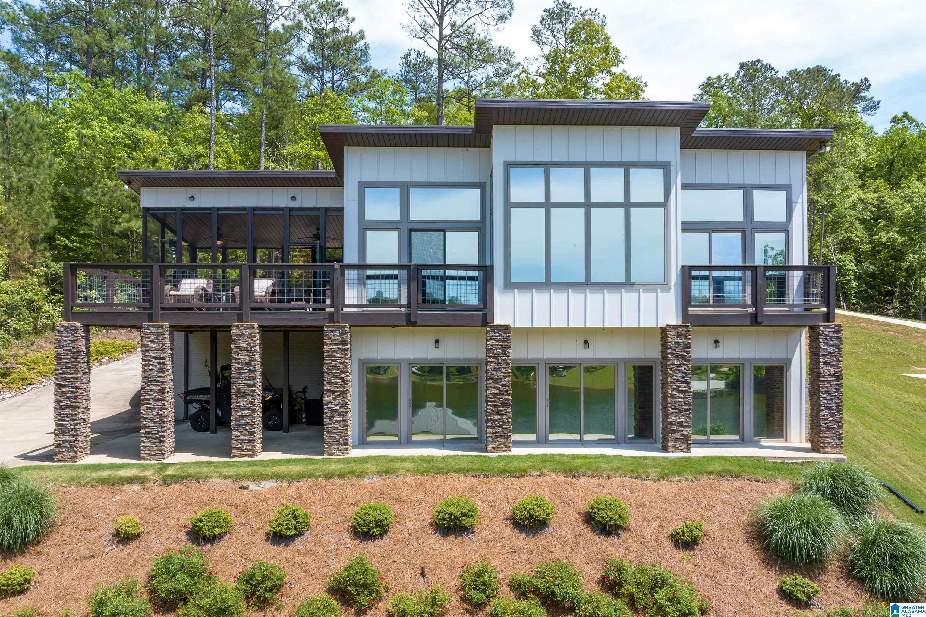244 LAKESIDE LANE