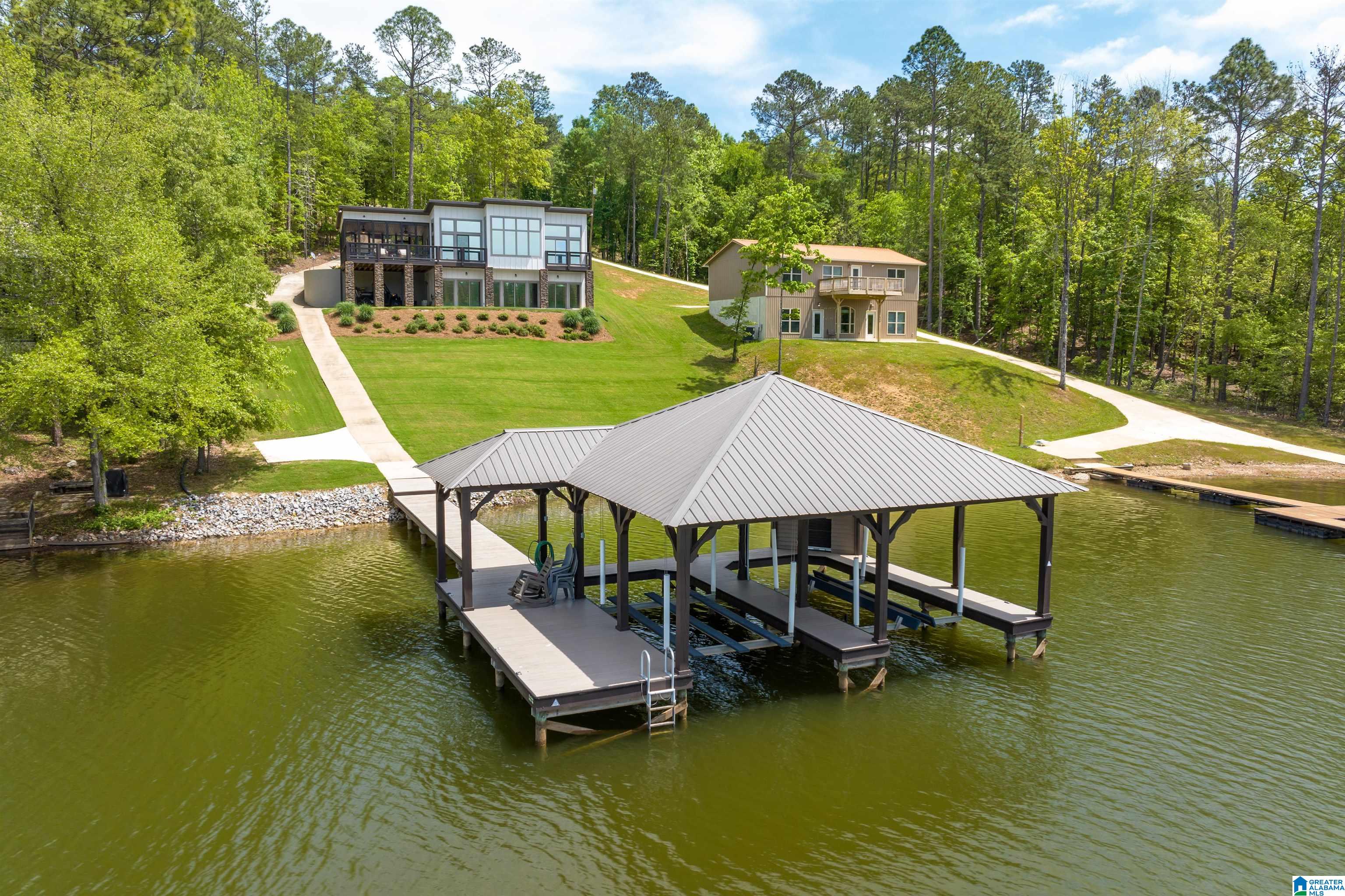 244 LAKESIDE LANE