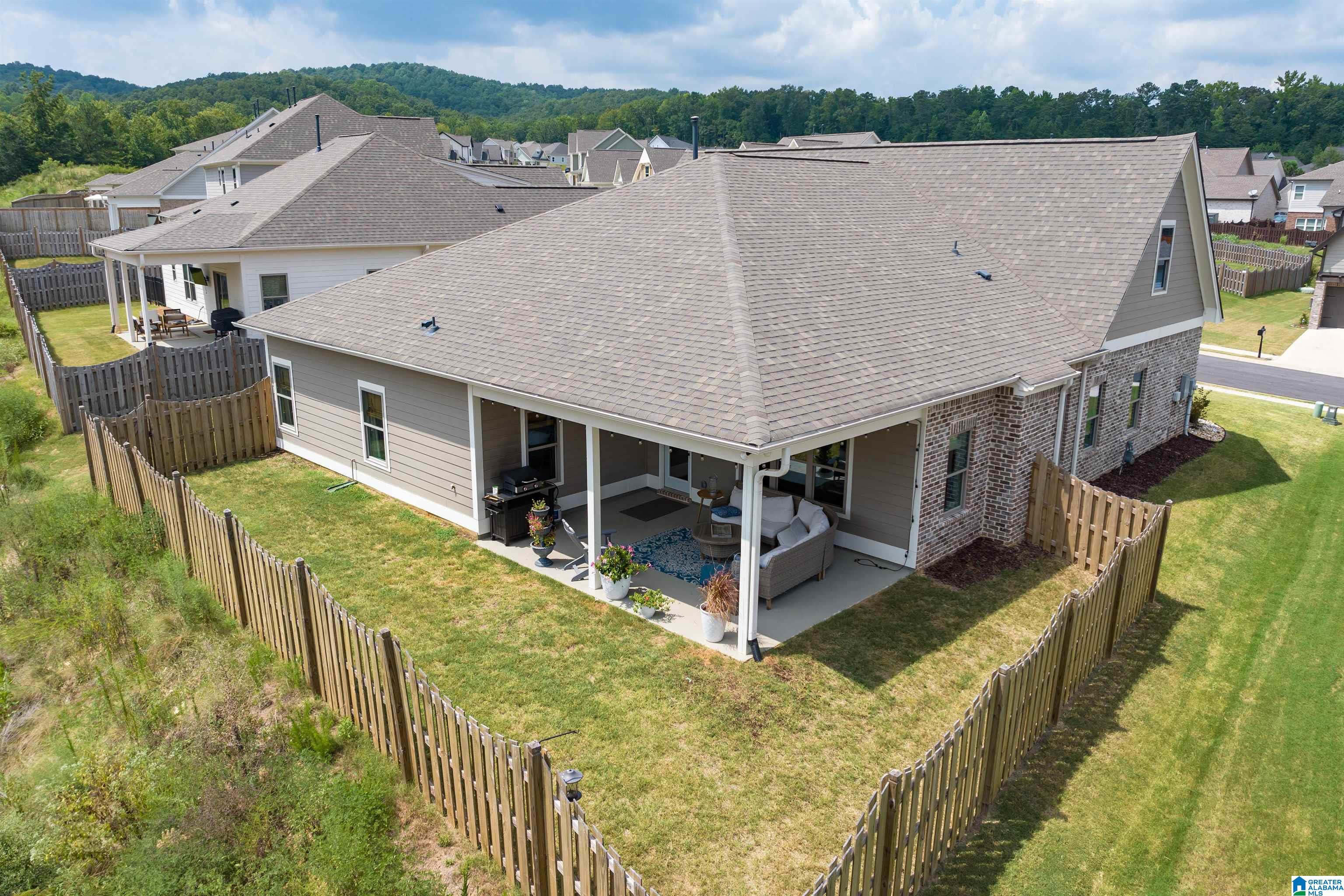 5709 LONG VIEW TRAIL