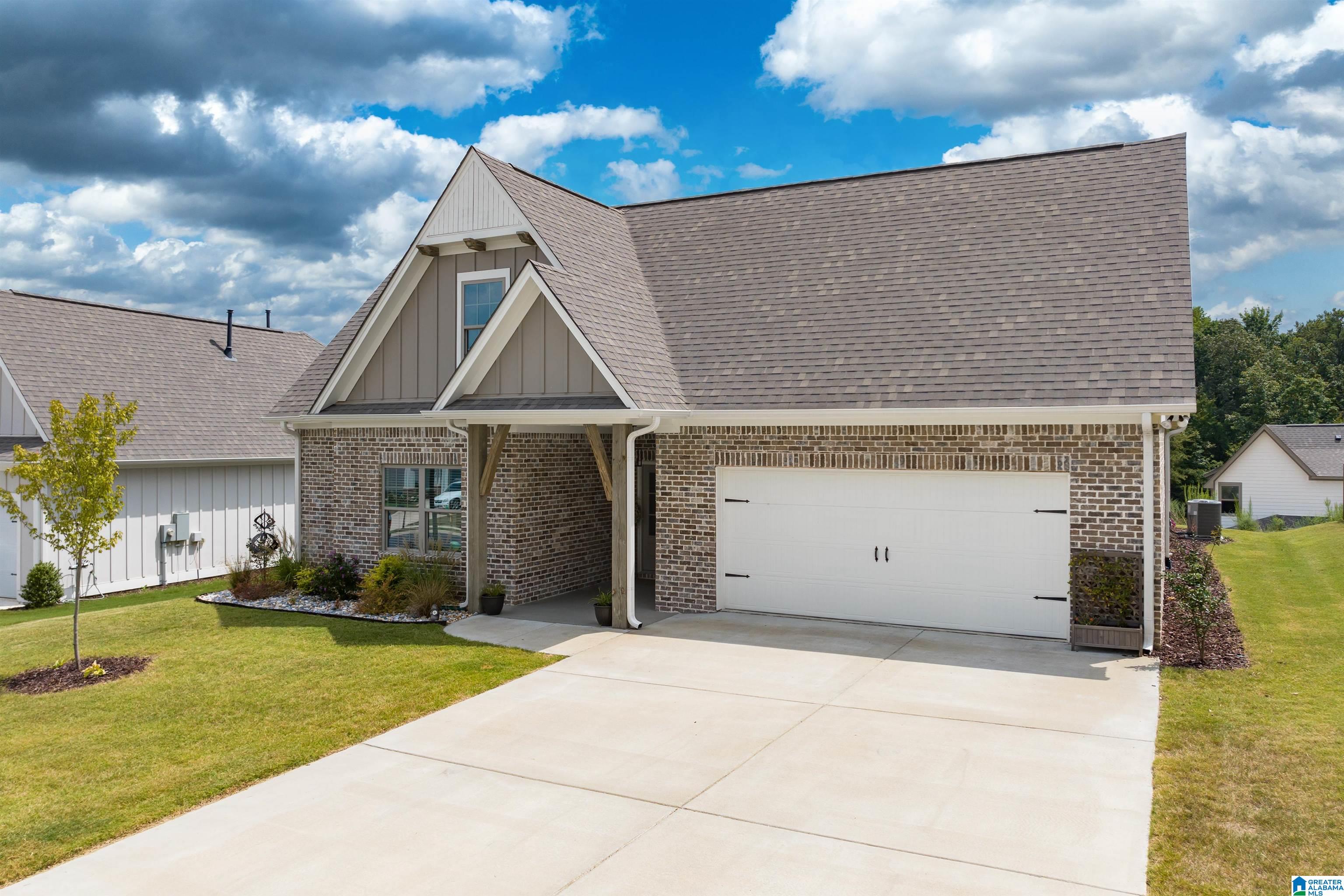 5709 LONG VIEW TRAIL