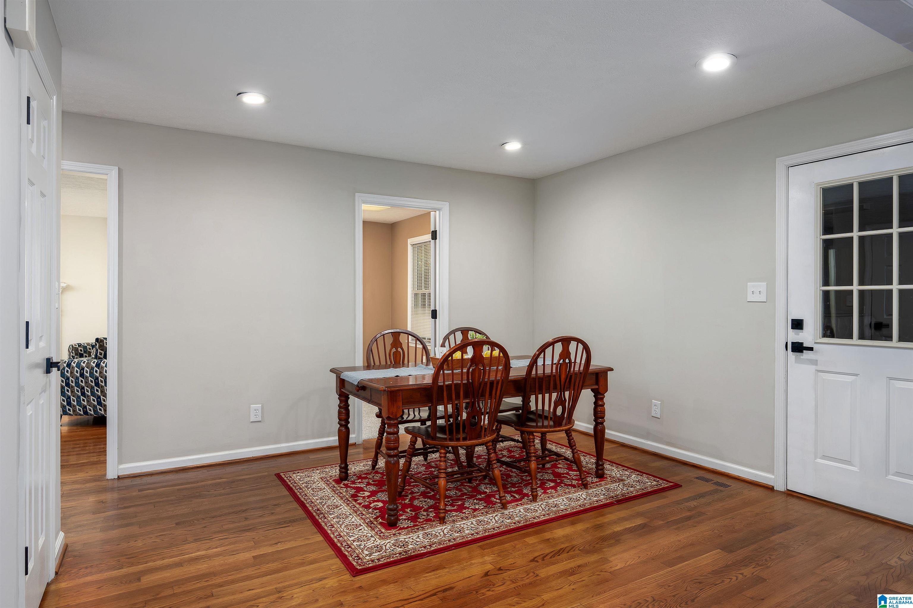 454 EAGLE POINTE DRIVE