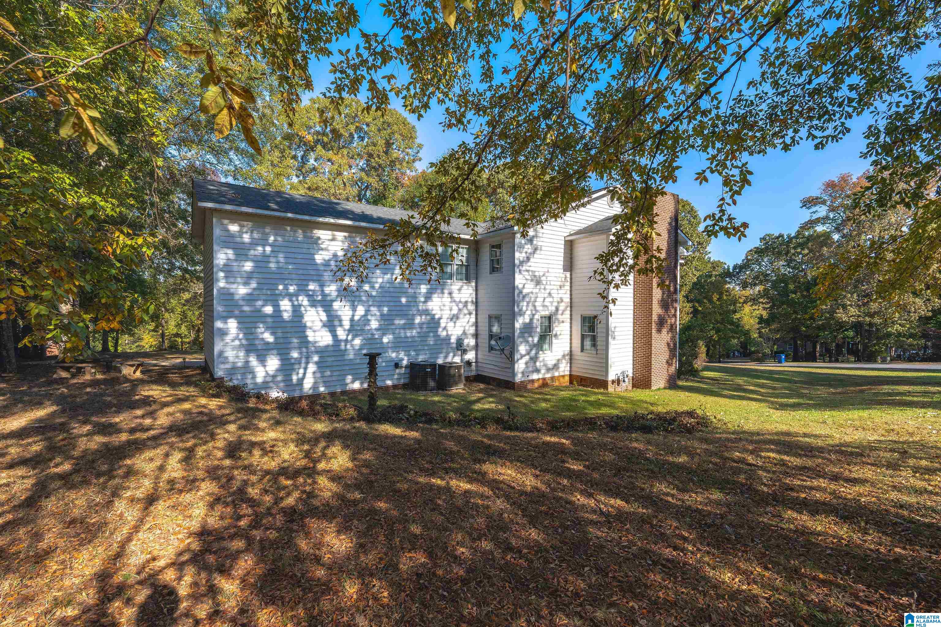 454 EAGLE POINTE DRIVE