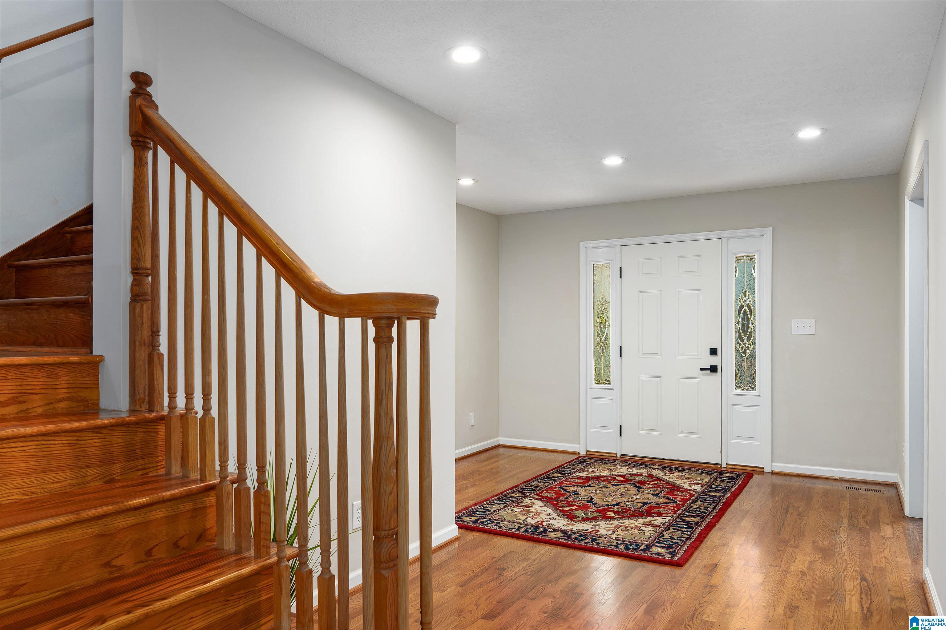 454 EAGLE POINTE DRIVE