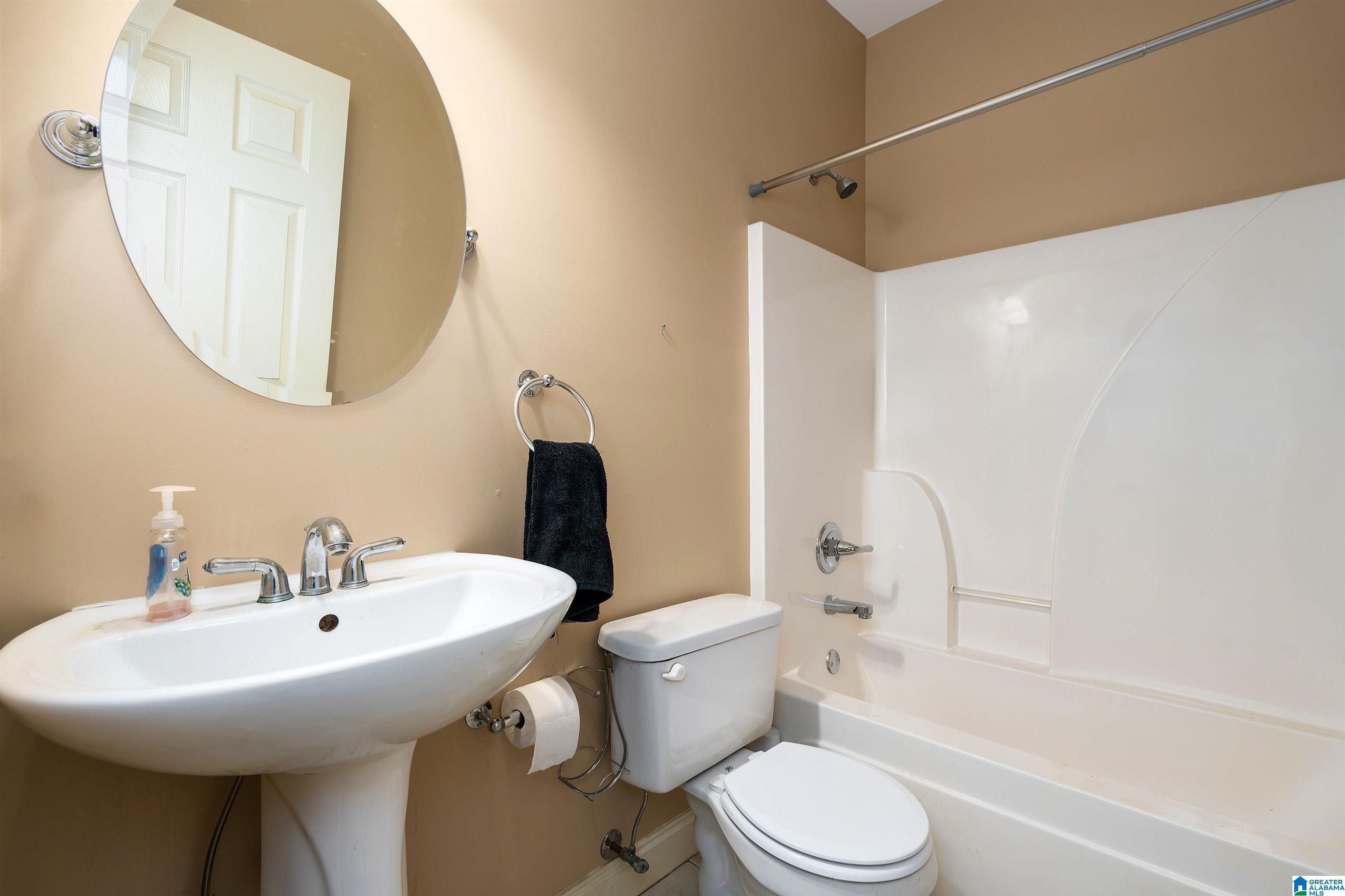 6820 SCOOTER DRIVE