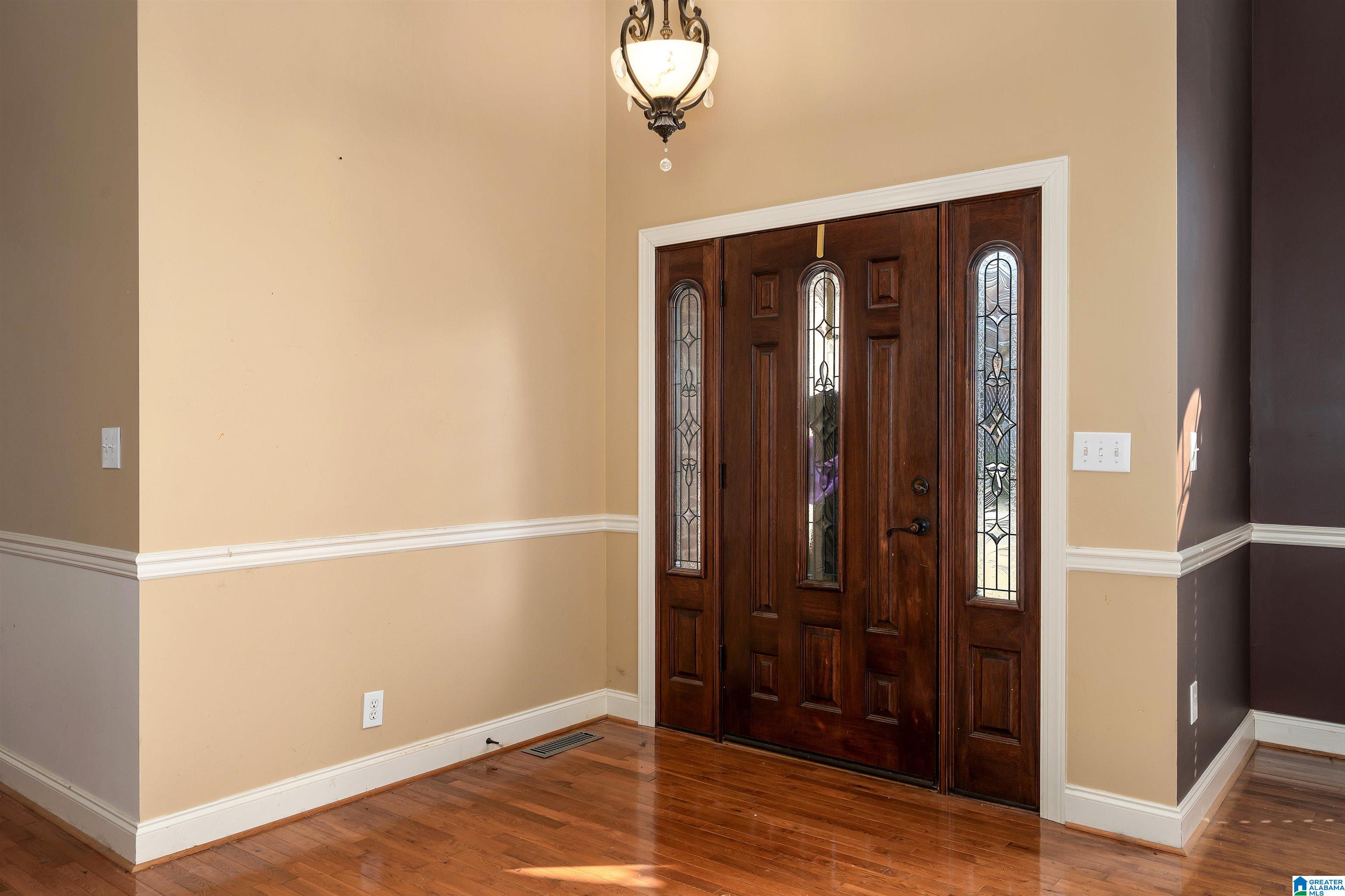 6820 SCOOTER DRIVE