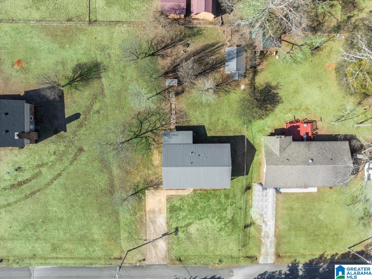 85 WOODMONT LANE