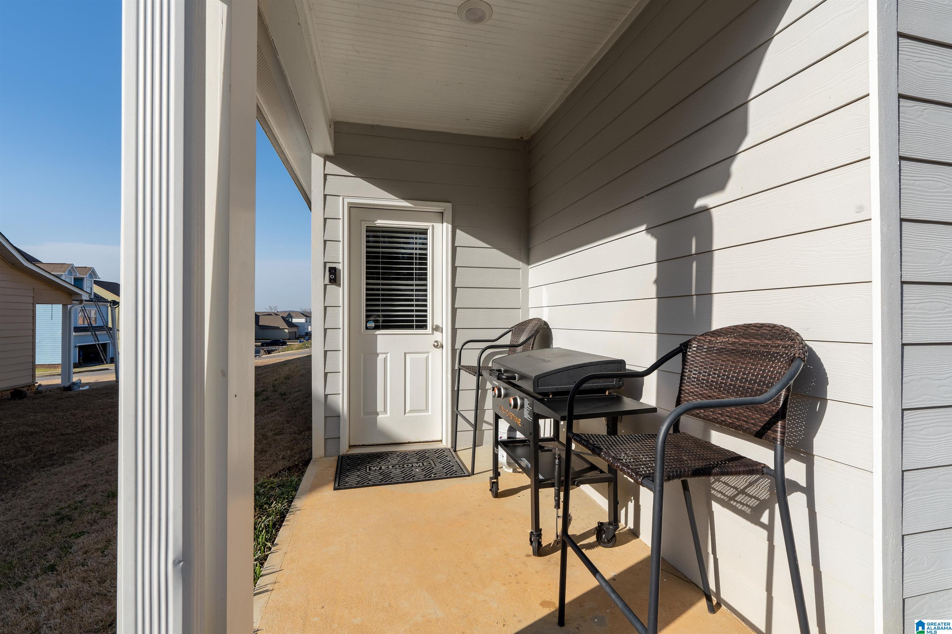 6282 RAINBOW ROW
