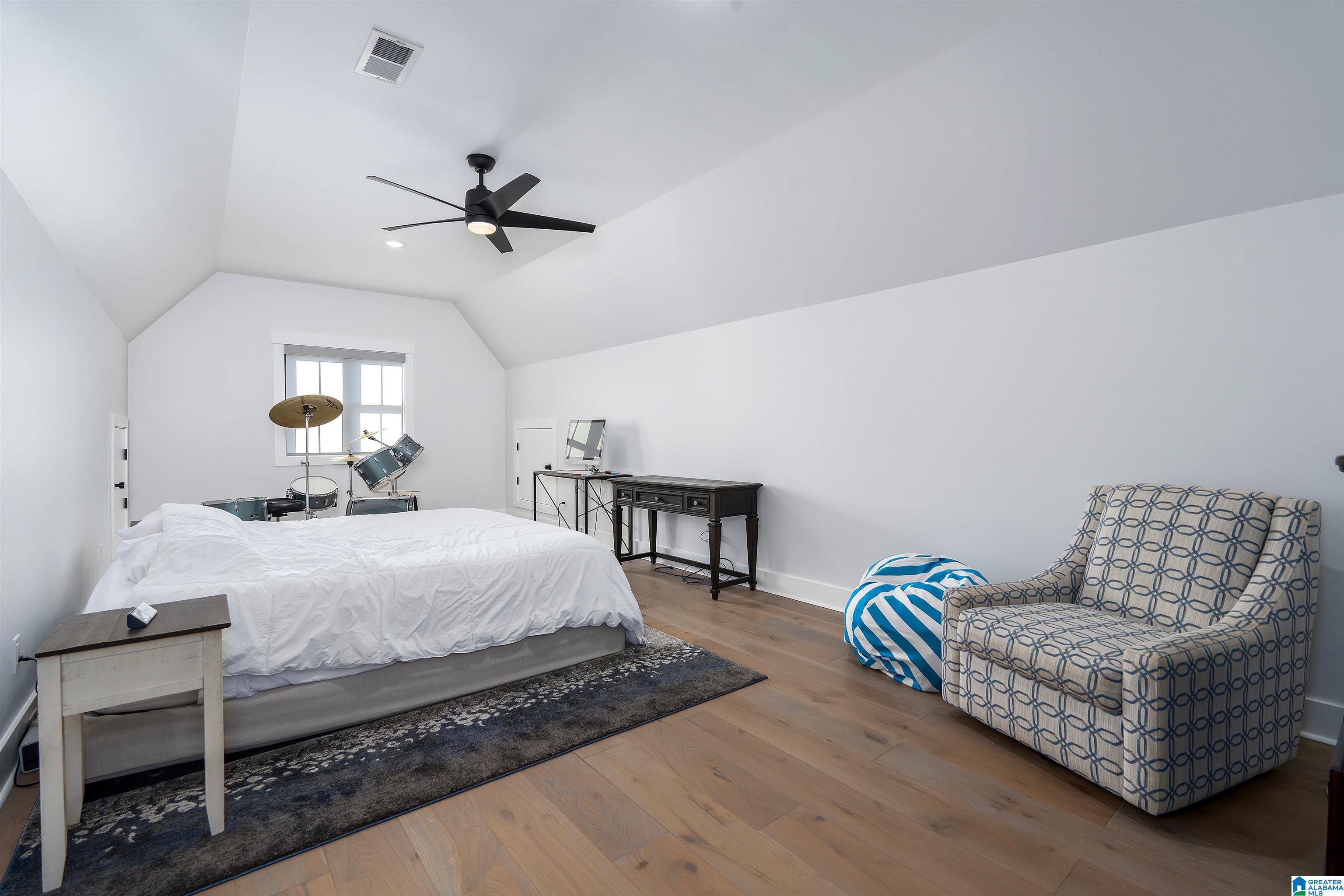 5731 DEERCREST COURT
