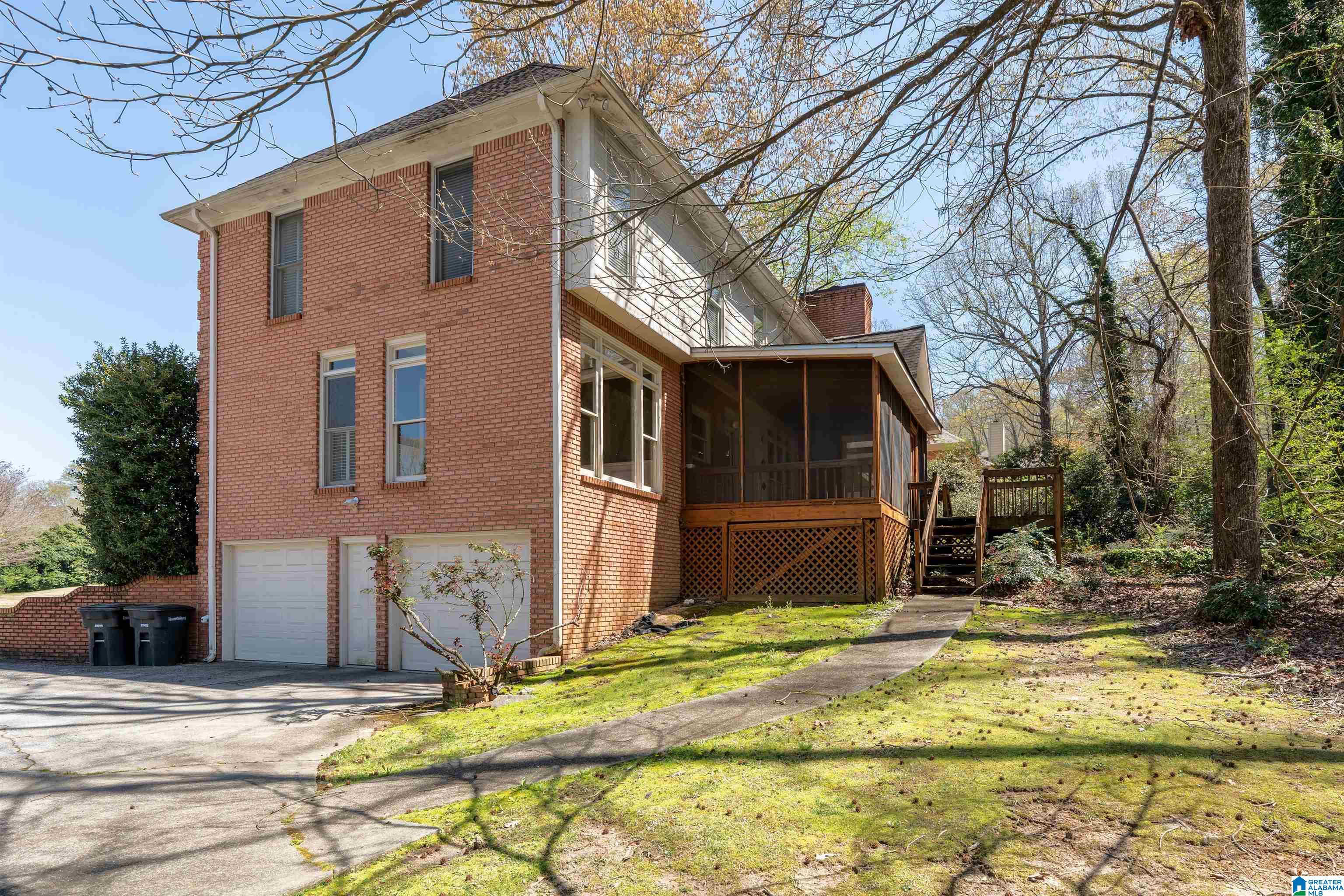 2540 WESTMINSTER CIRCLE