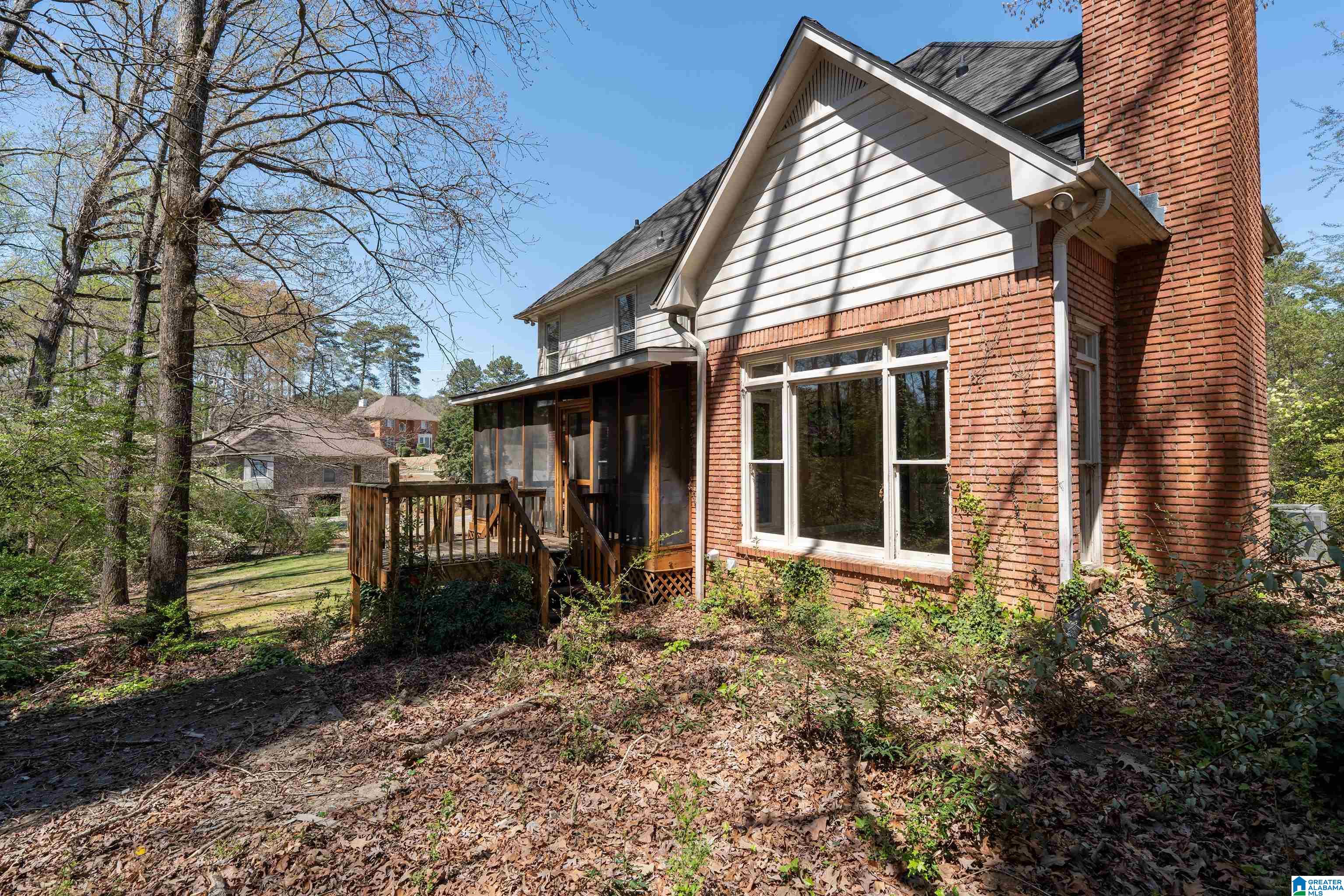 2540 WESTMINSTER CIRCLE